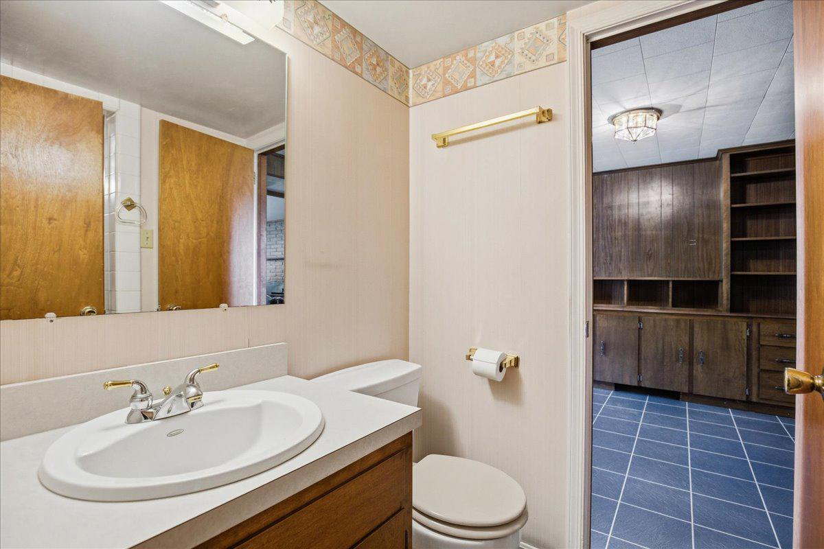 ESPERANZA FARMS - Residential