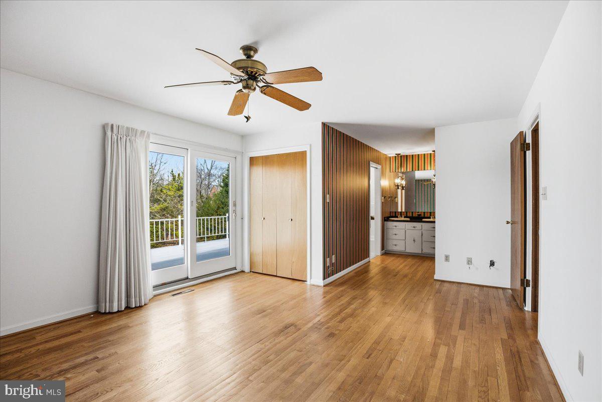 ESPERANZA FARMS - Residential