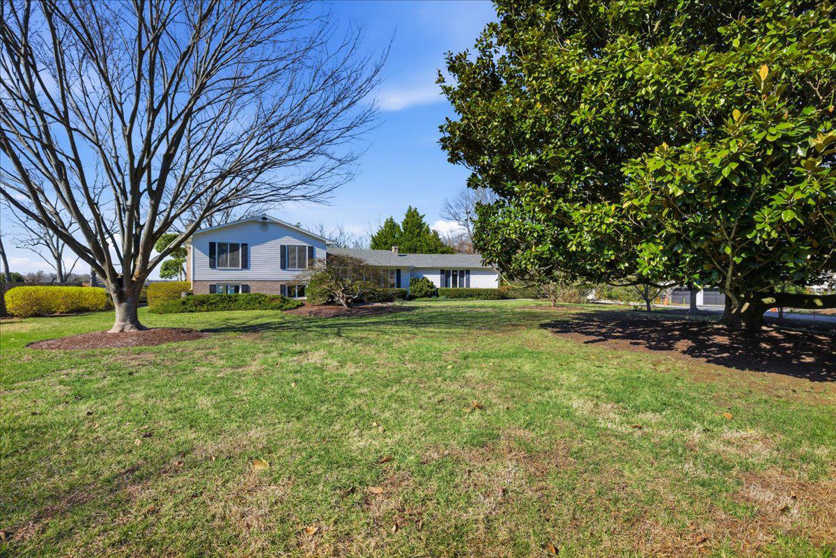 ESPERANZA FARMS - Residential