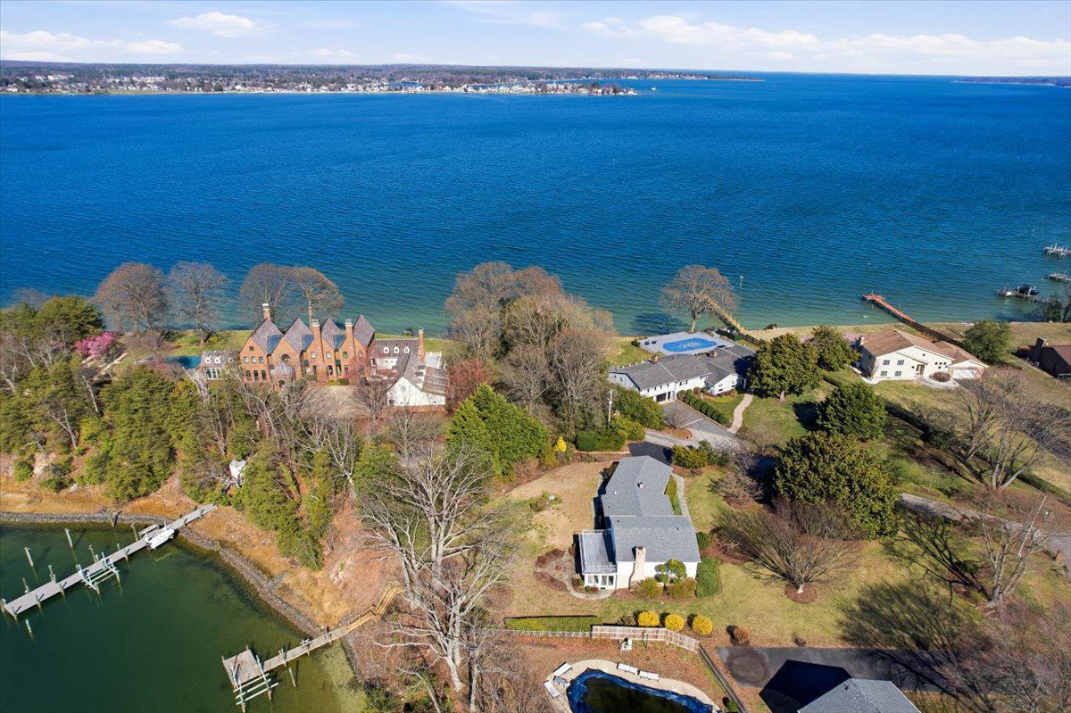 ESPERANZA FARMS - Residential