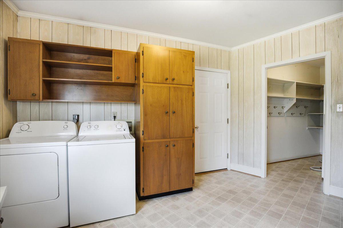 ESPERANZA FARMS - Residential