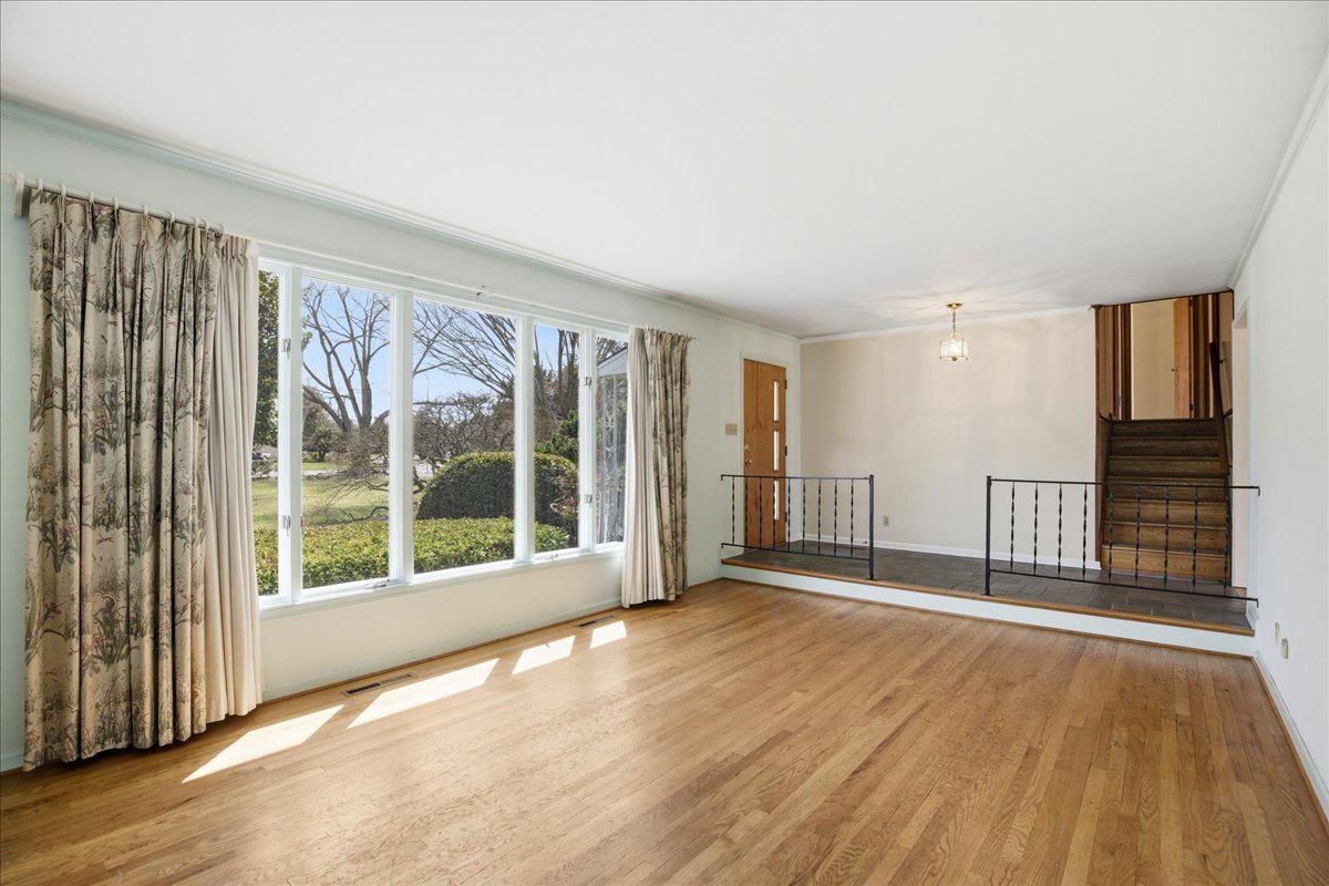 ESPERANZA FARMS - Residential