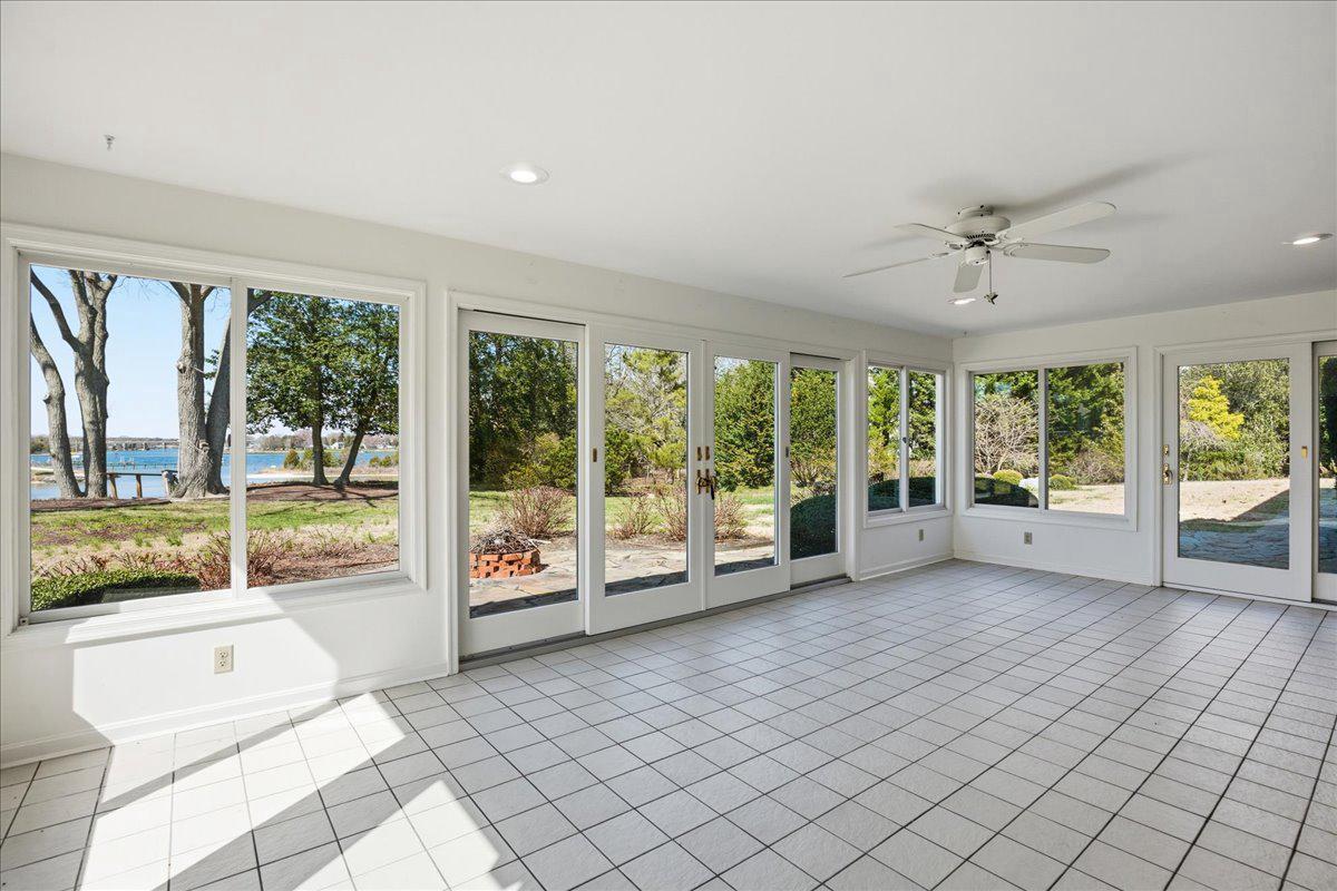 ESPERANZA FARMS - Residential