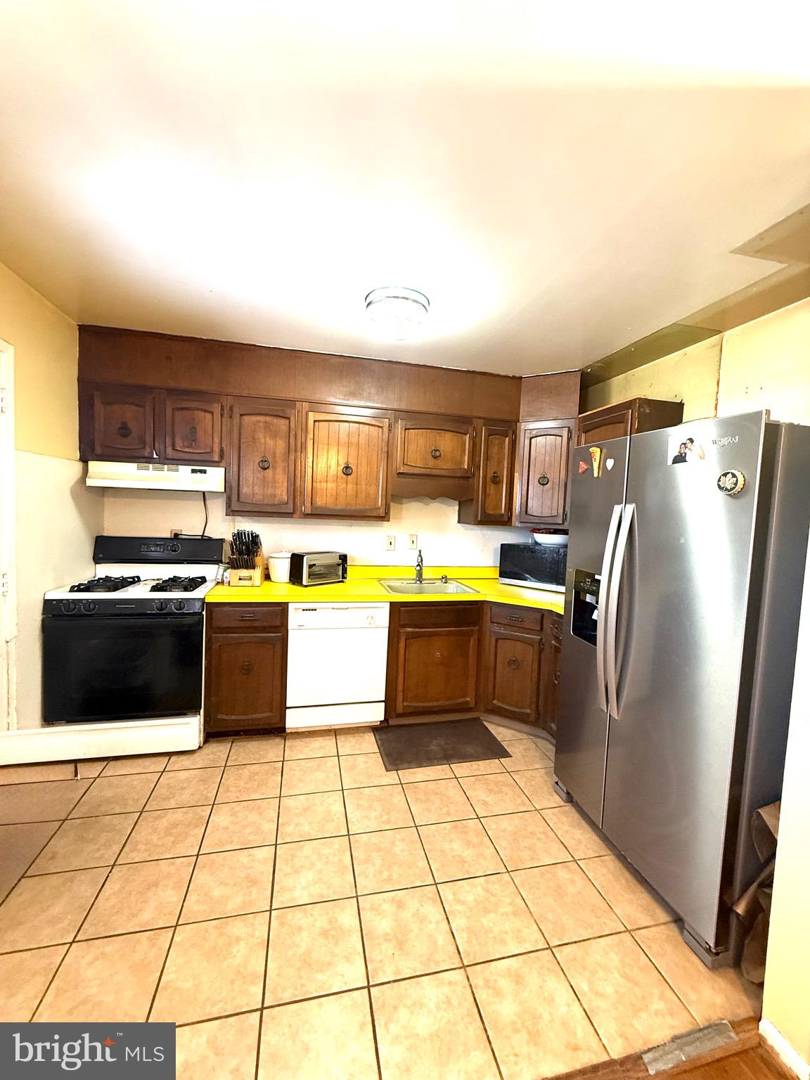 GLENARDEN WOODS - Residential