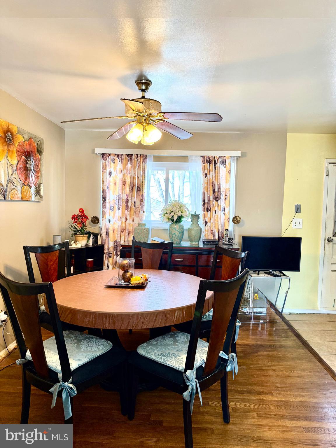 GLENARDEN WOODS - Residential