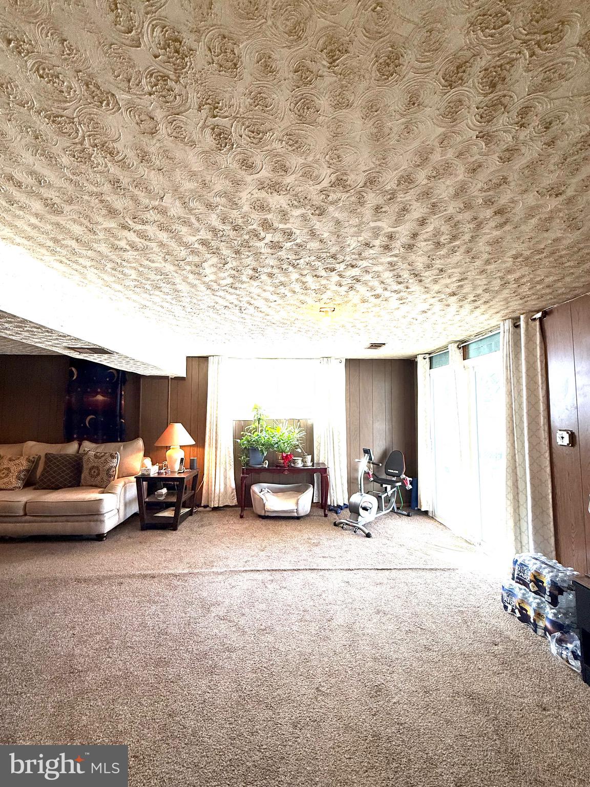 GLENARDEN WOODS - Residential