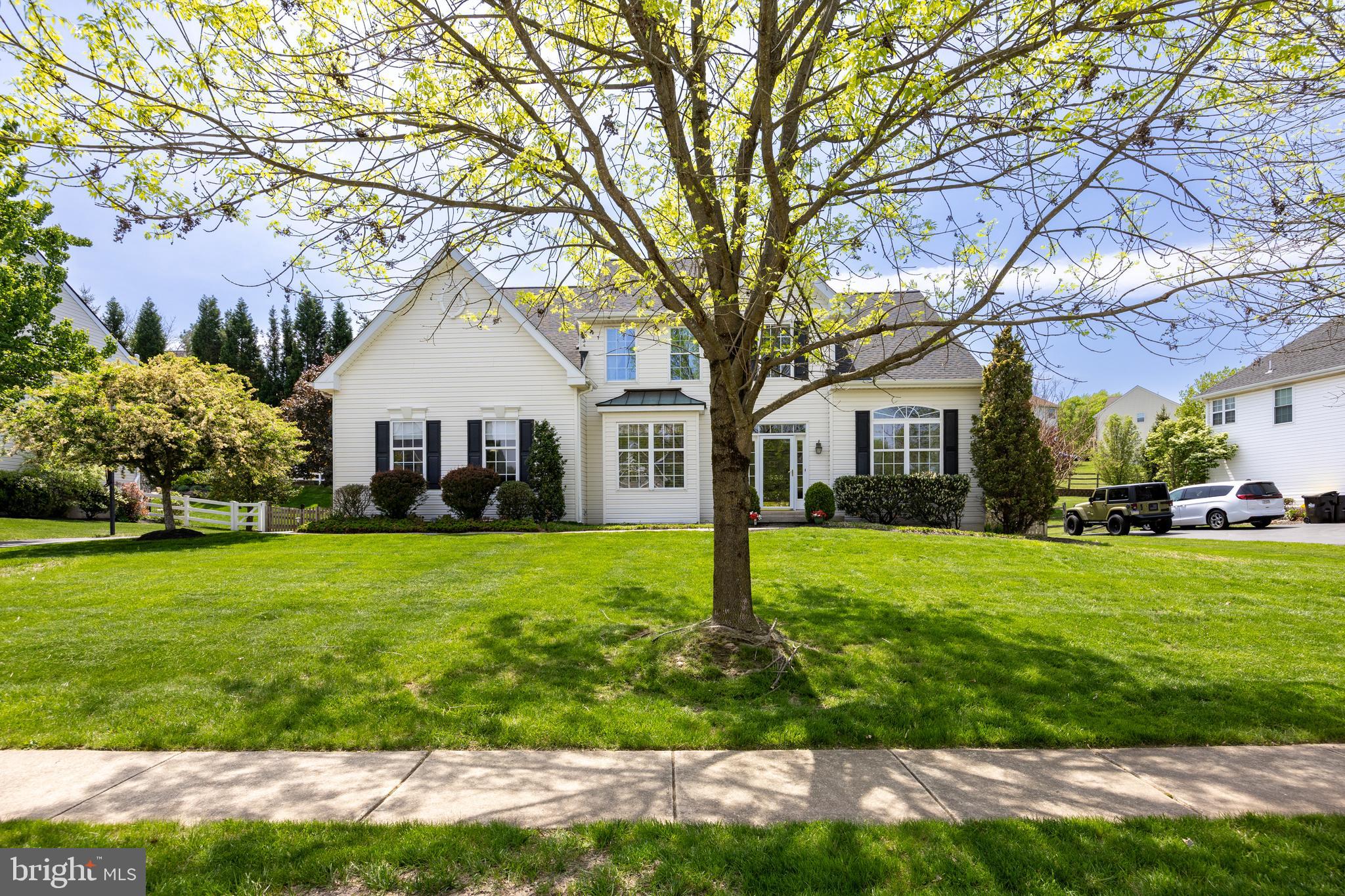 532 RED COAT LANE