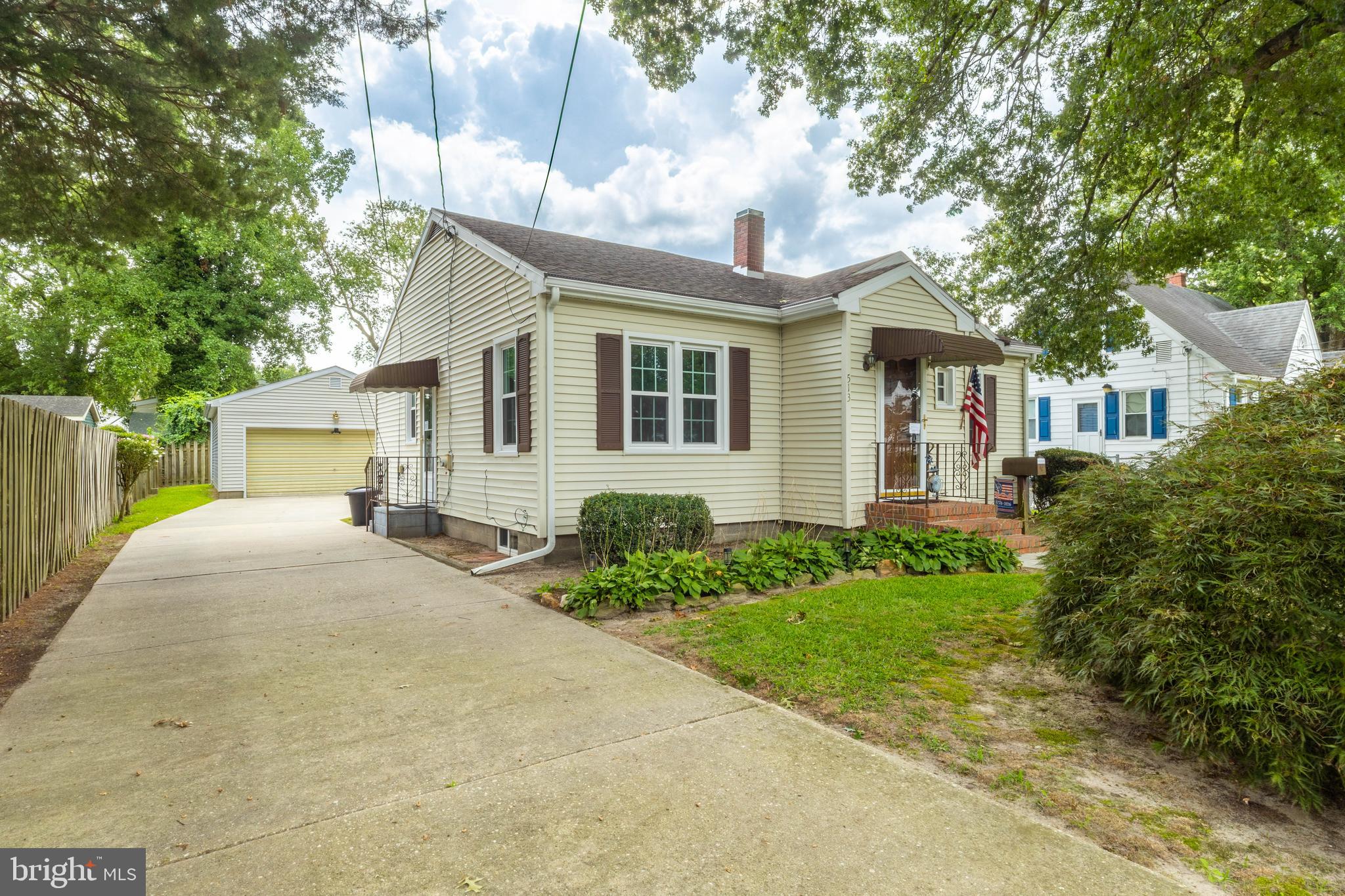 513 W SPRUCE STREET