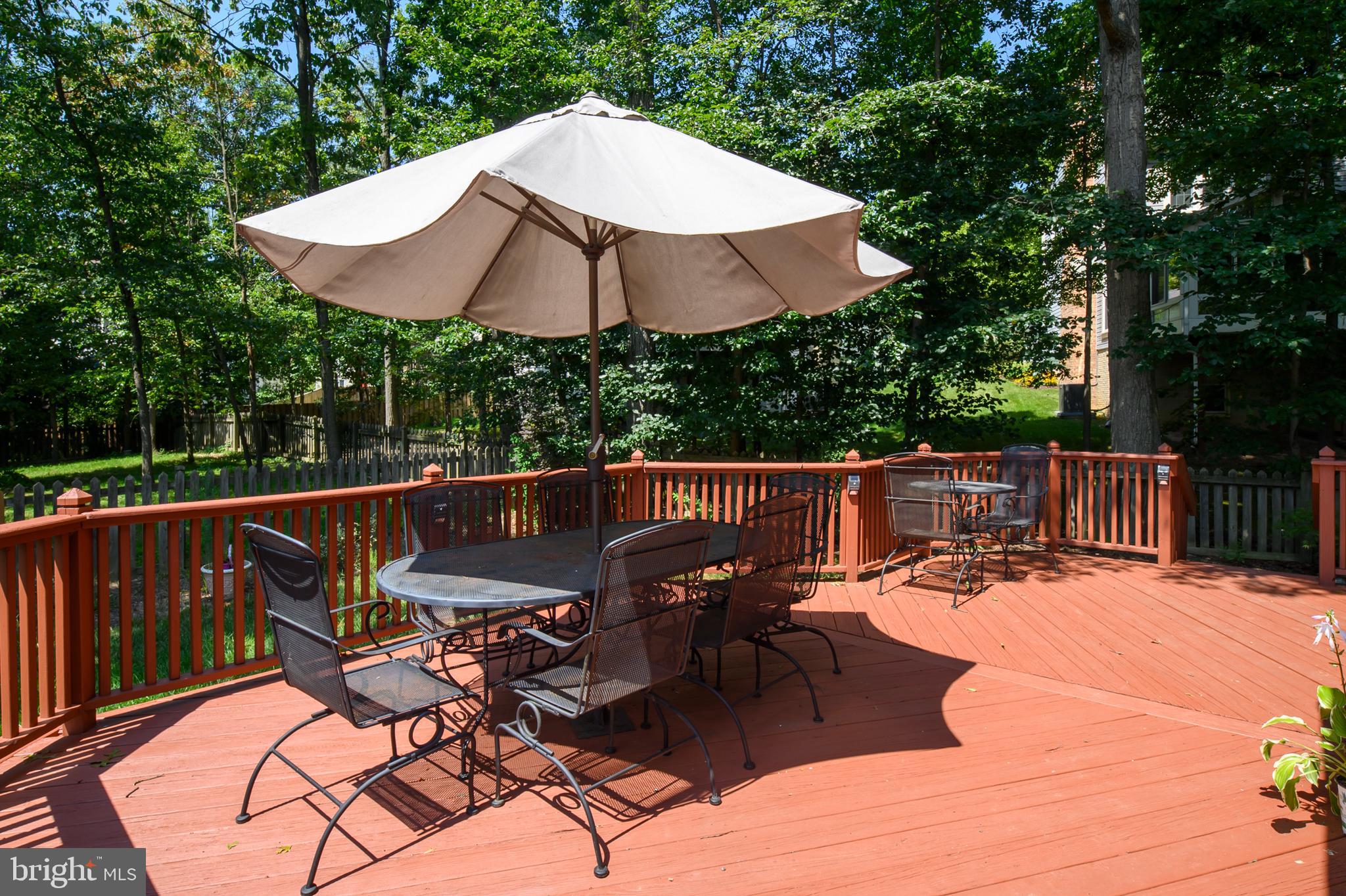 RUSSETT - Residential