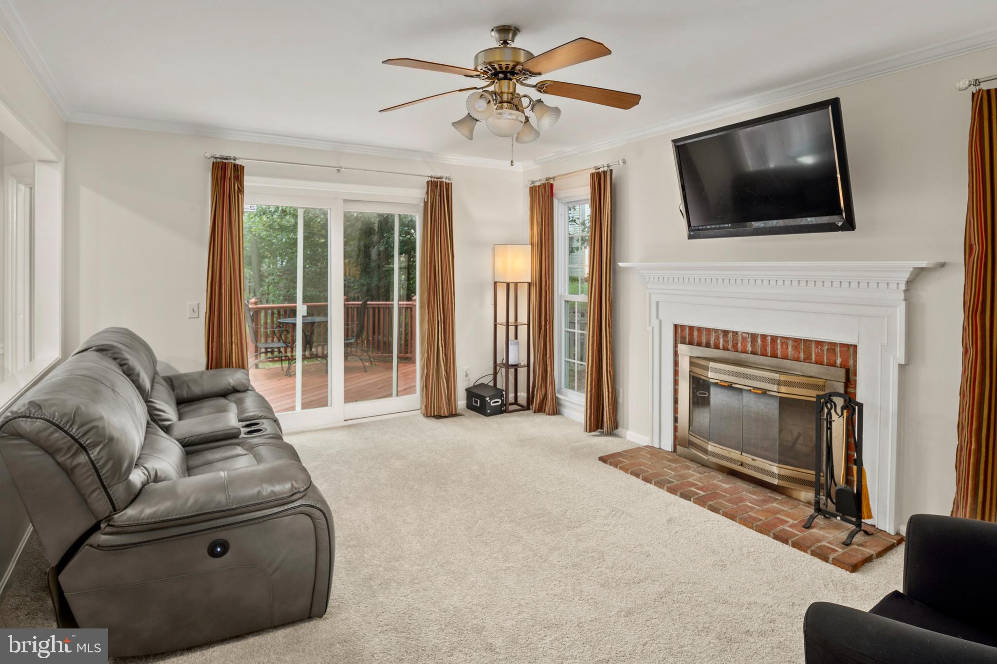 RUSSETT - Residential