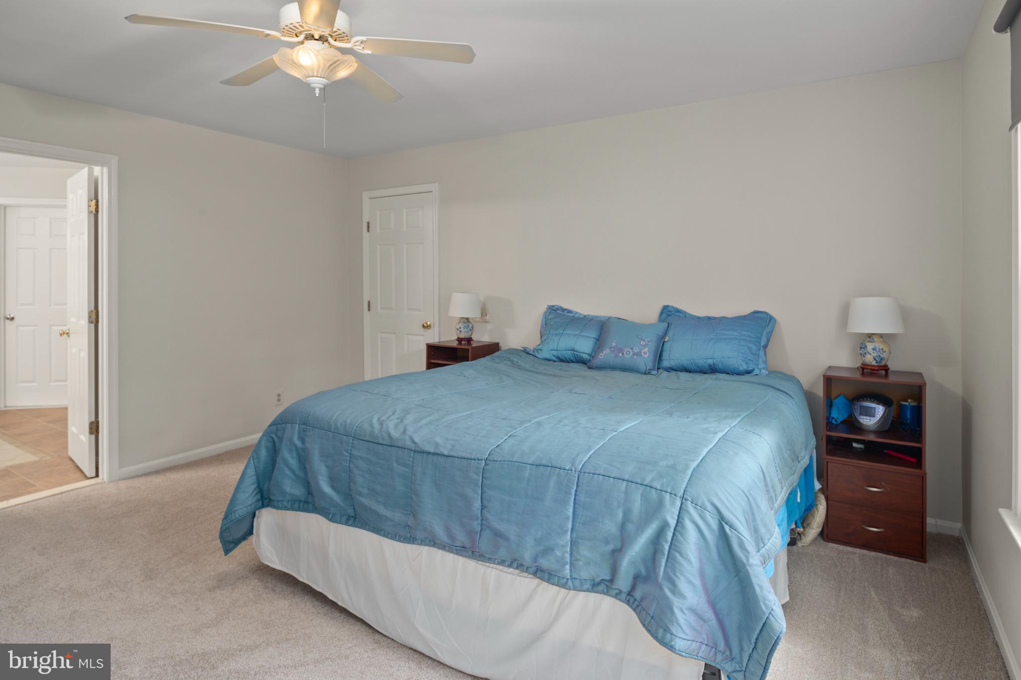 RUSSETT - Residential