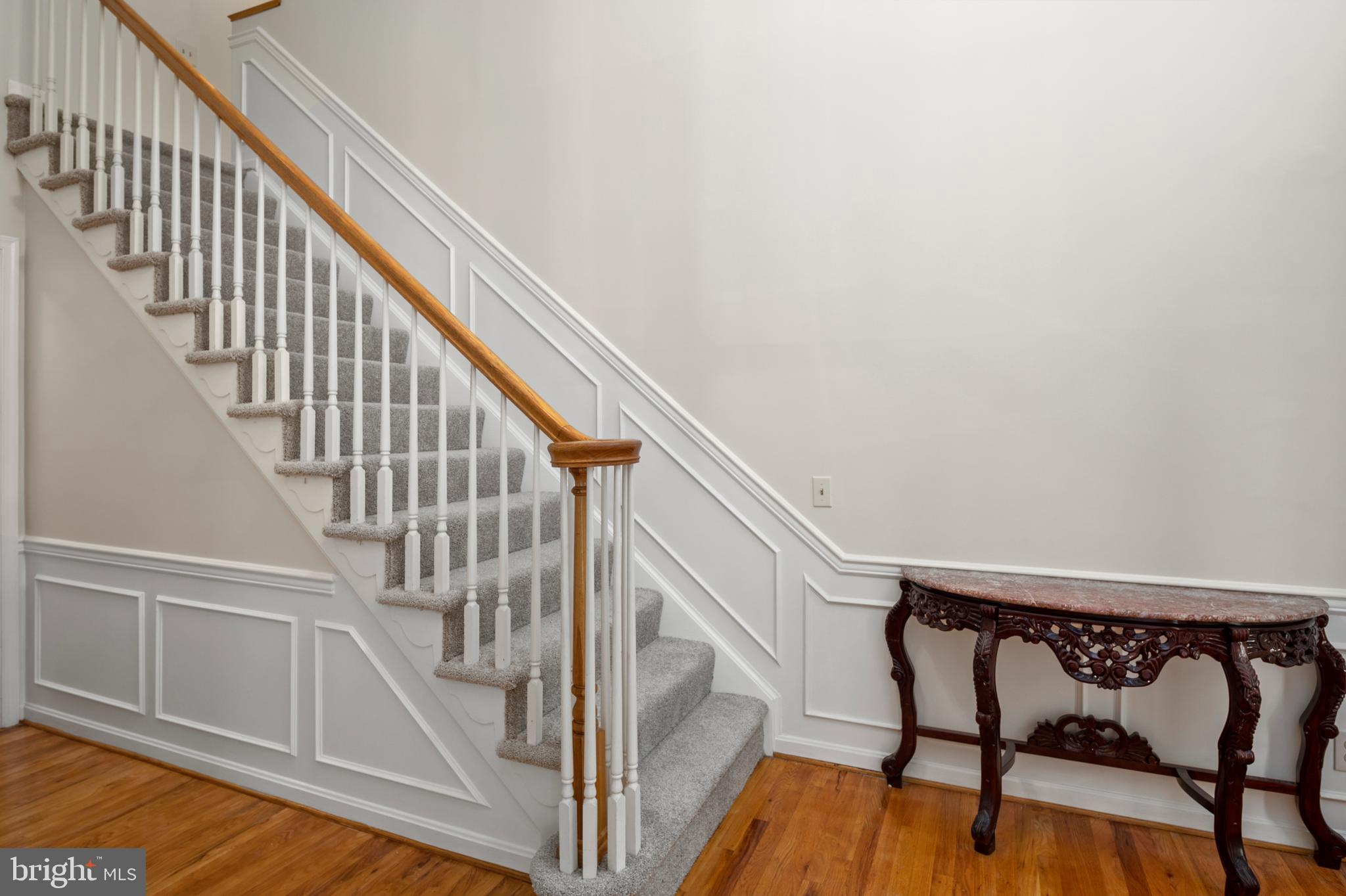 RUSSETT - Residential