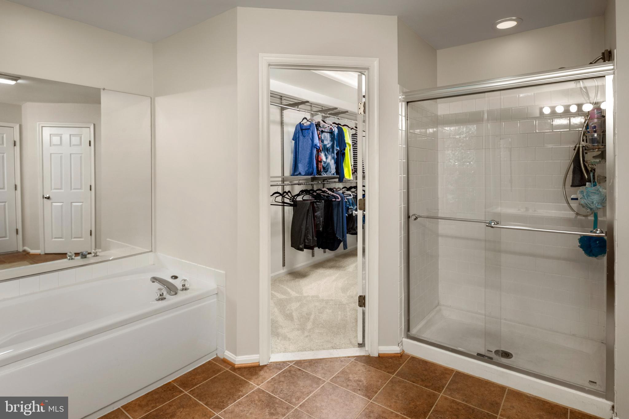 RUSSETT - Residential