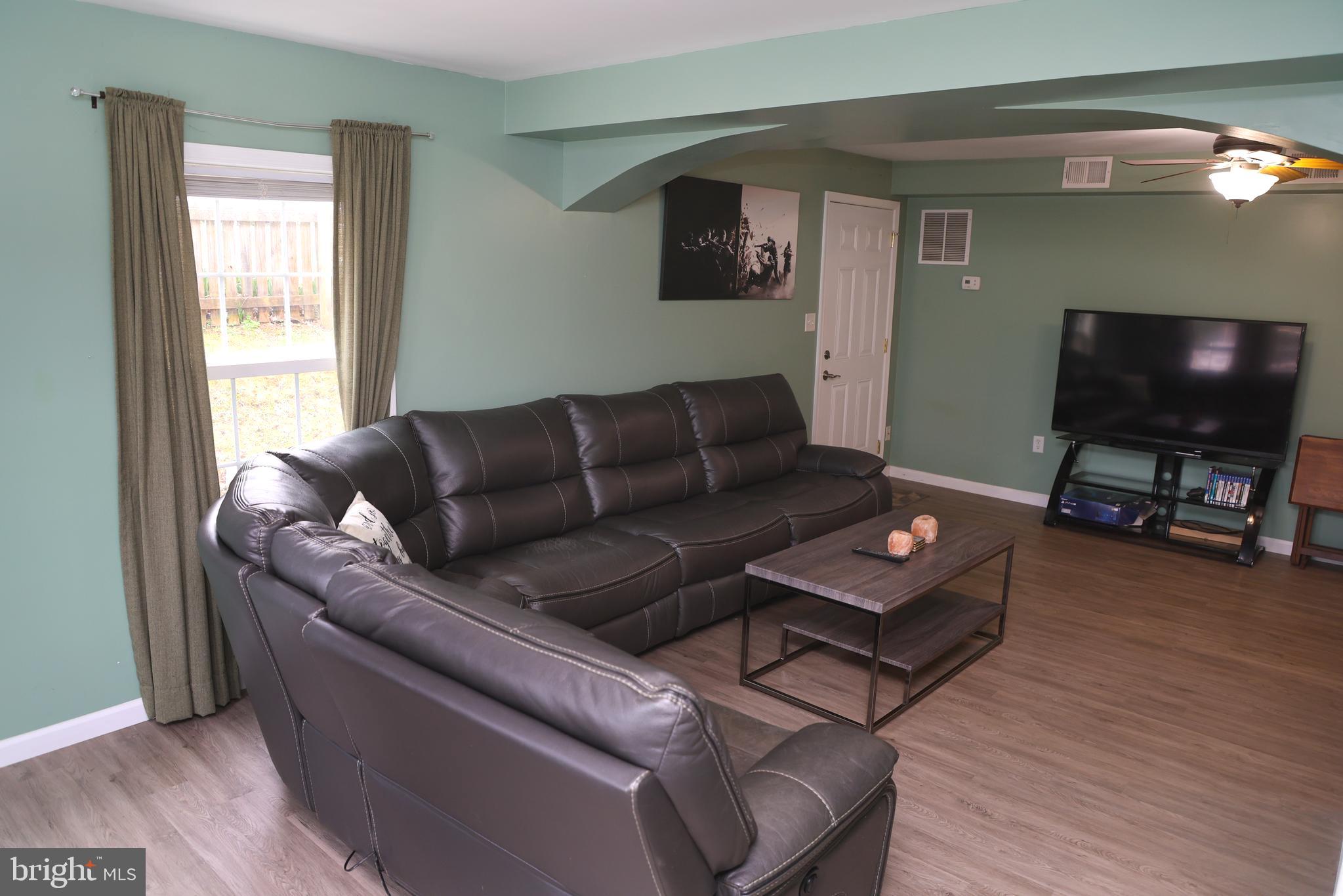 FOUNTAINDALE SOUTH - Residential