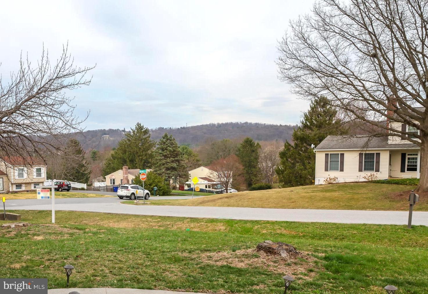 FOUNTAINDALE SOUTH - Residential