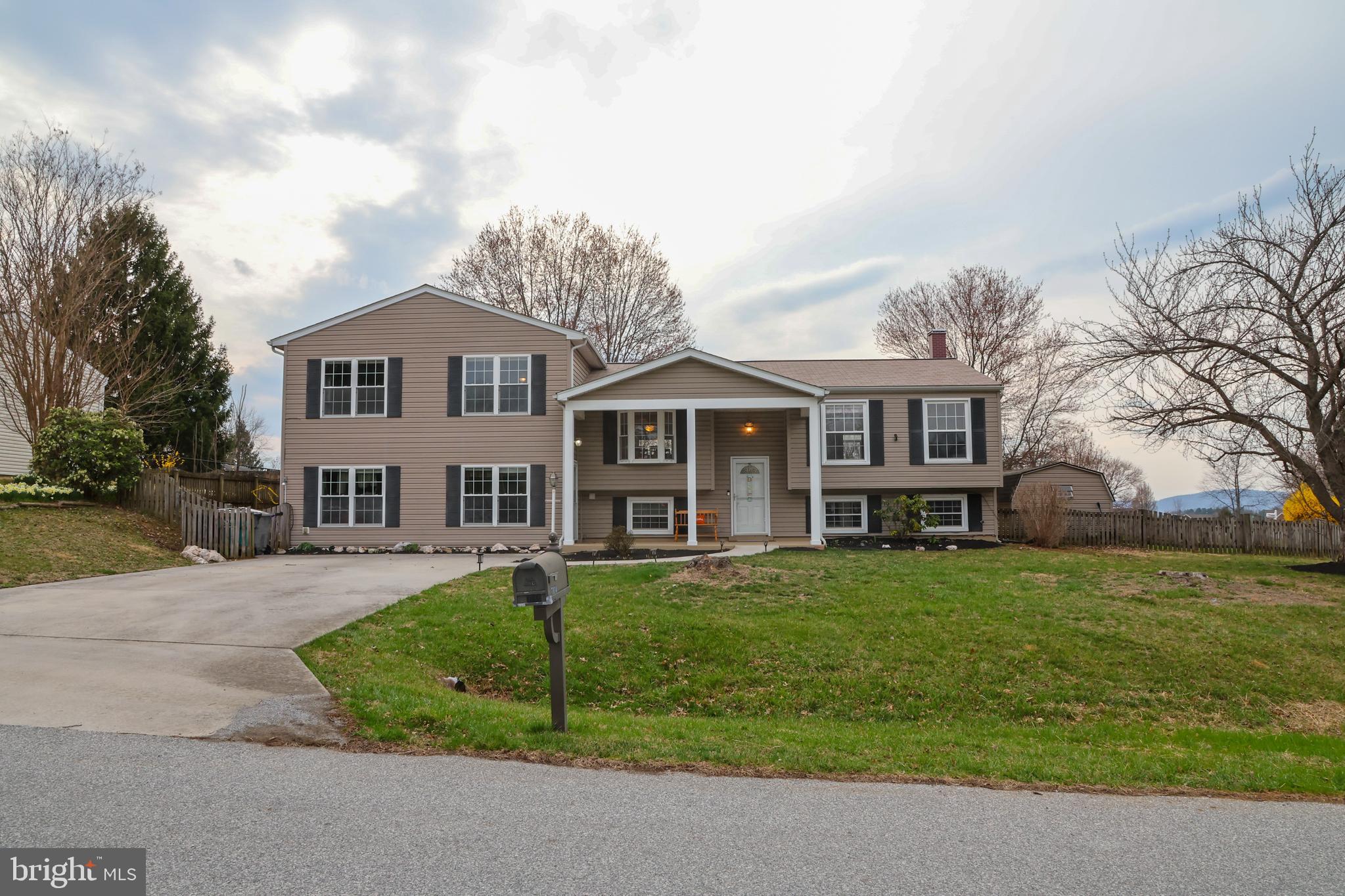 FOUNTAINDALE SOUTH - Residential