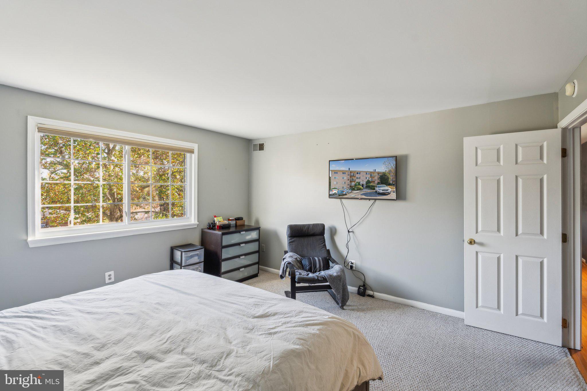 RIVER TERRACE - Residential Lease