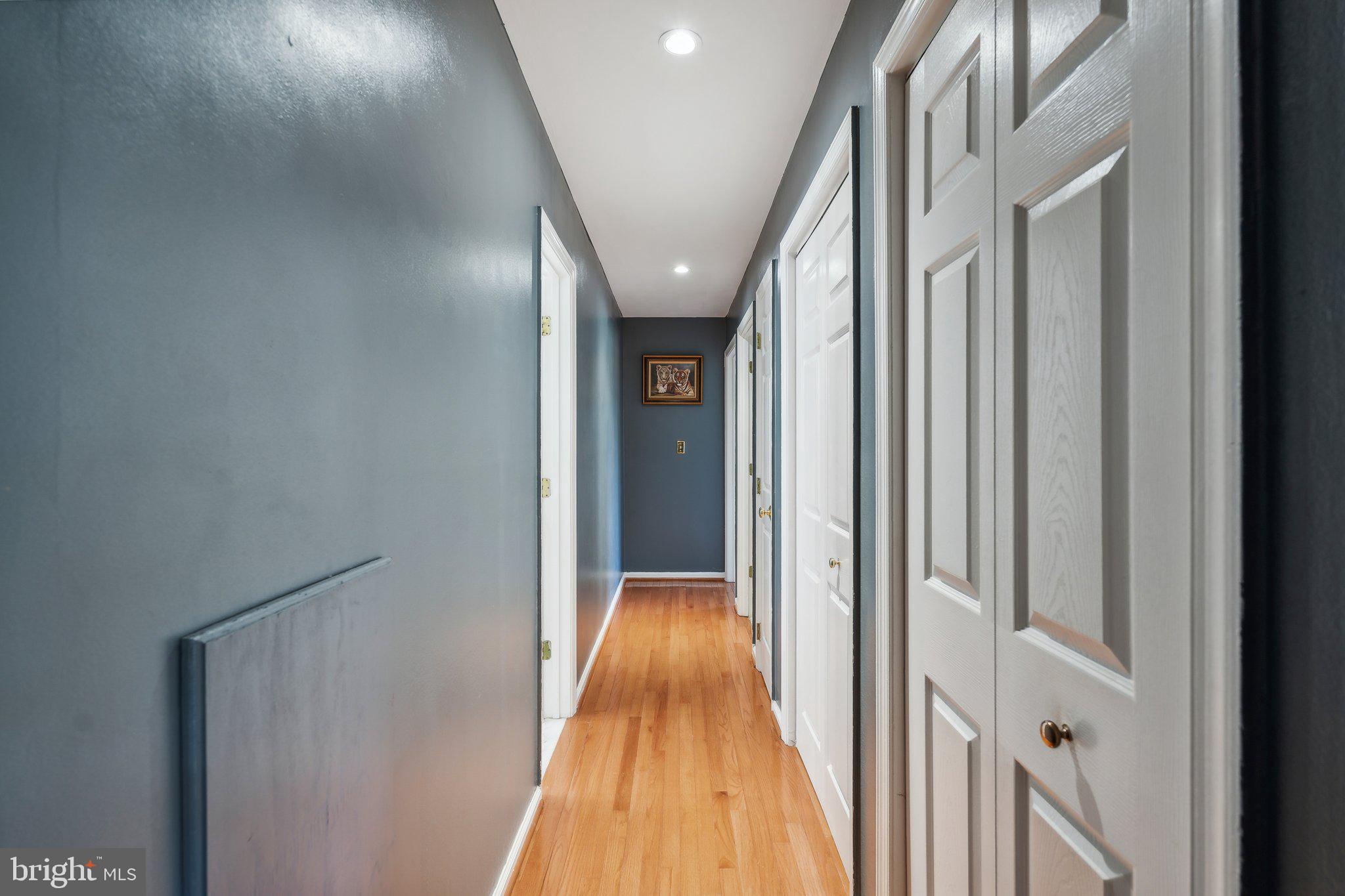 RIVER TERRACE - Residential Lease