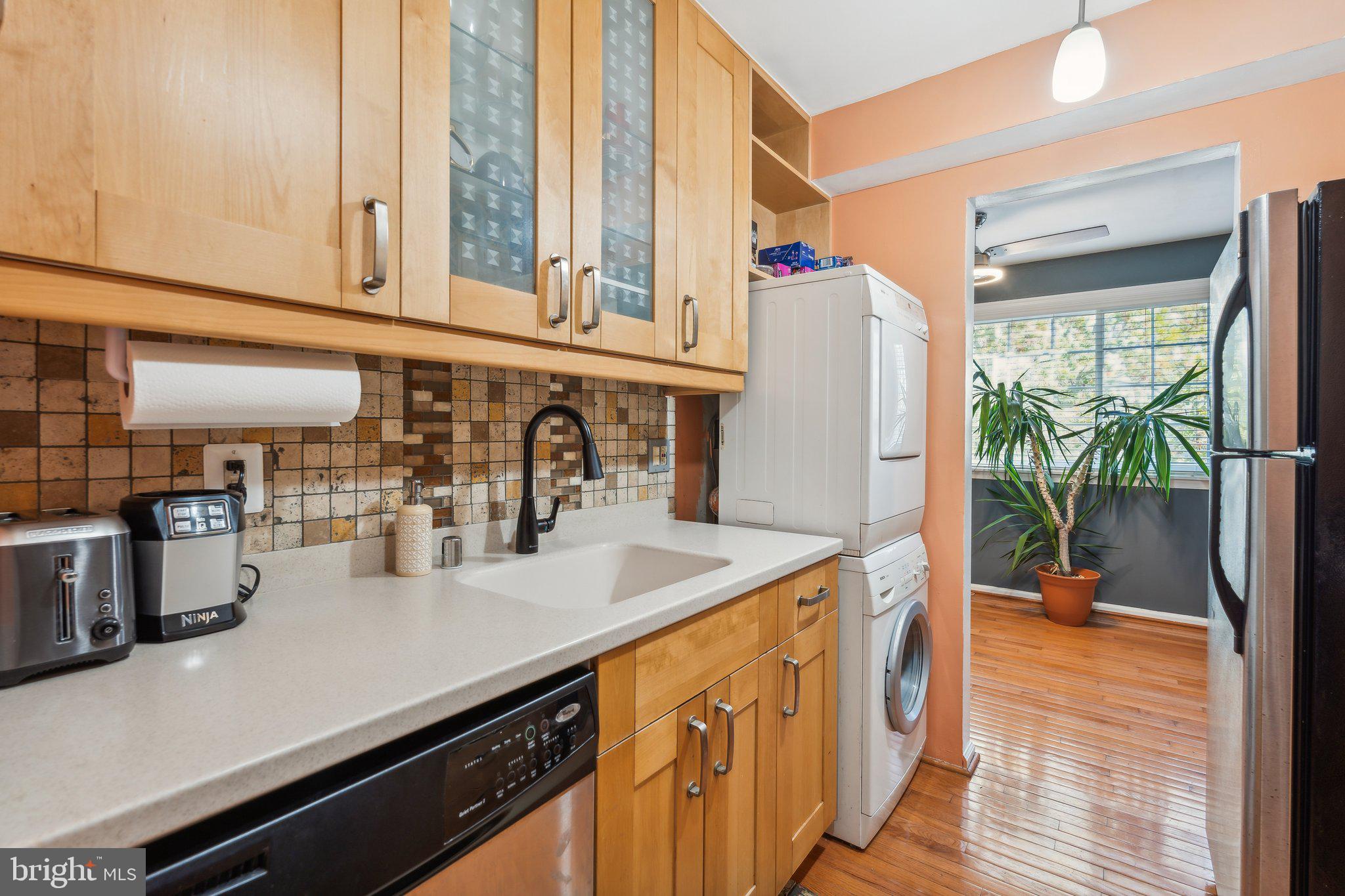 RIVER TERRACE - Residential Lease