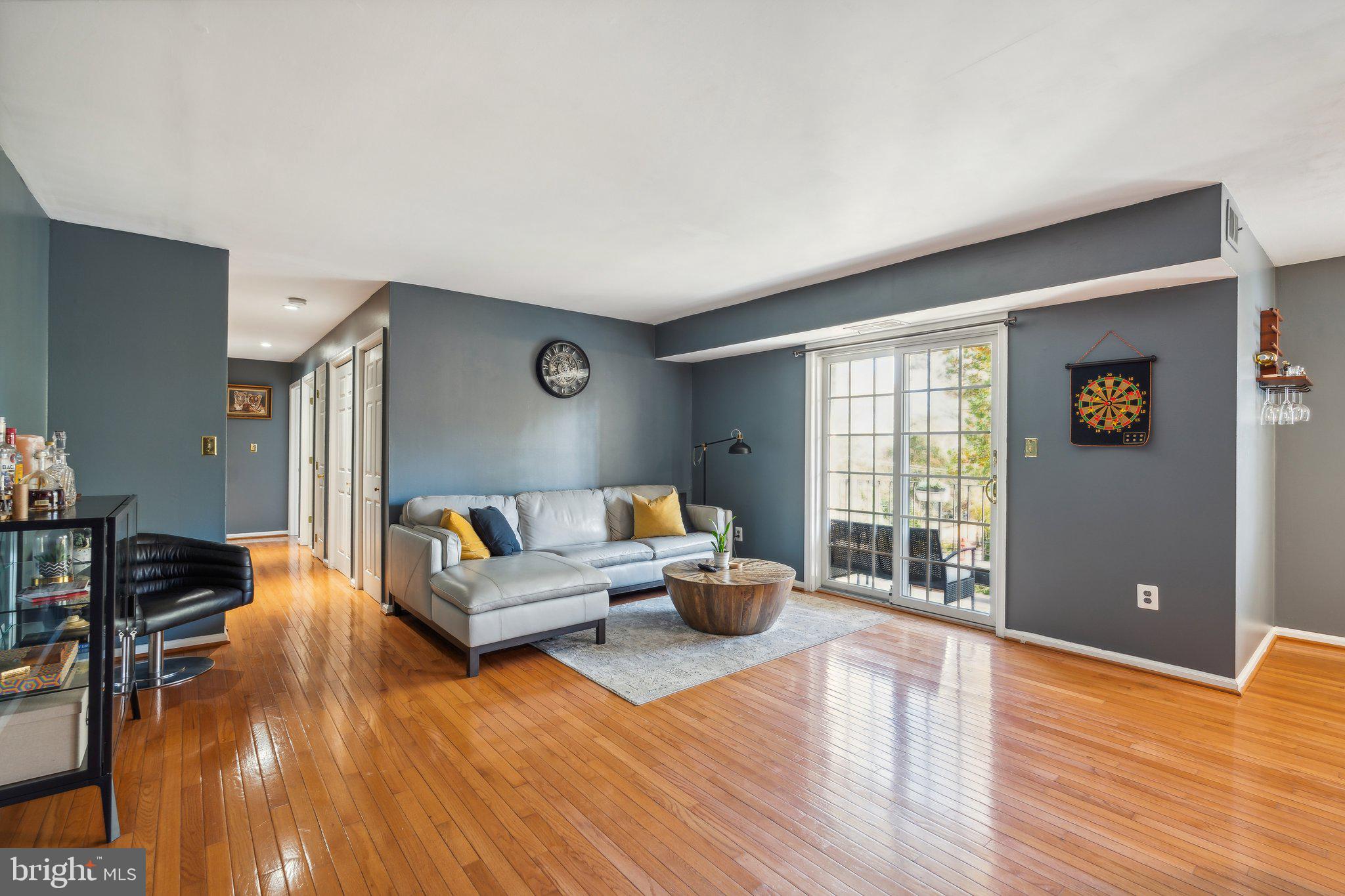 RIVER TERRACE - Residential Lease