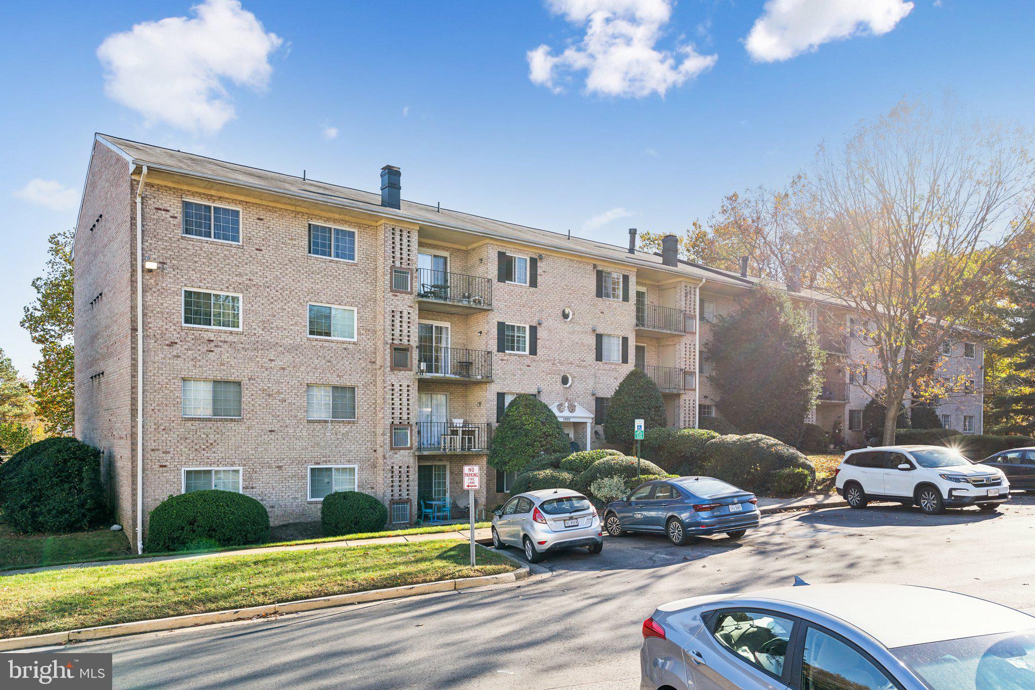 RIVER TERRACE - Residential Lease