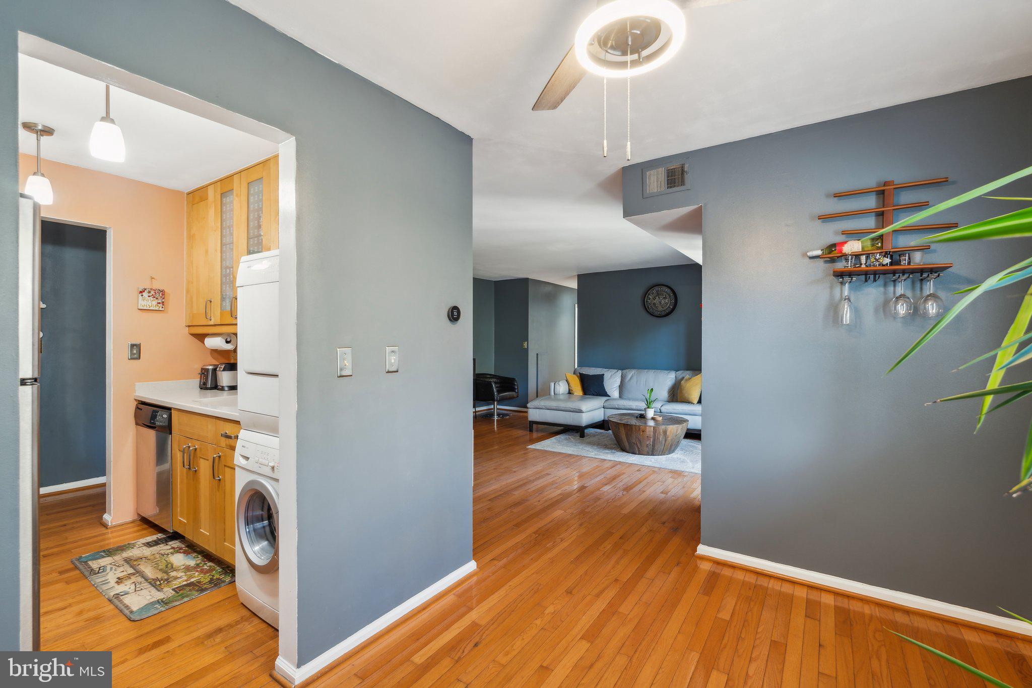 RIVER TERRACE - Residential Lease