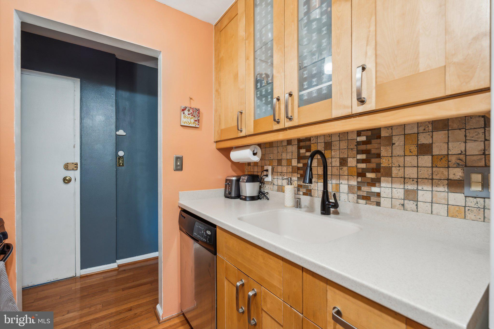 RIVER TERRACE - Residential Lease