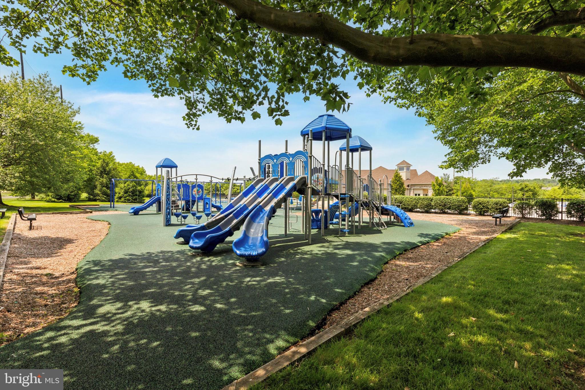 BLUE BELL CC - Residential