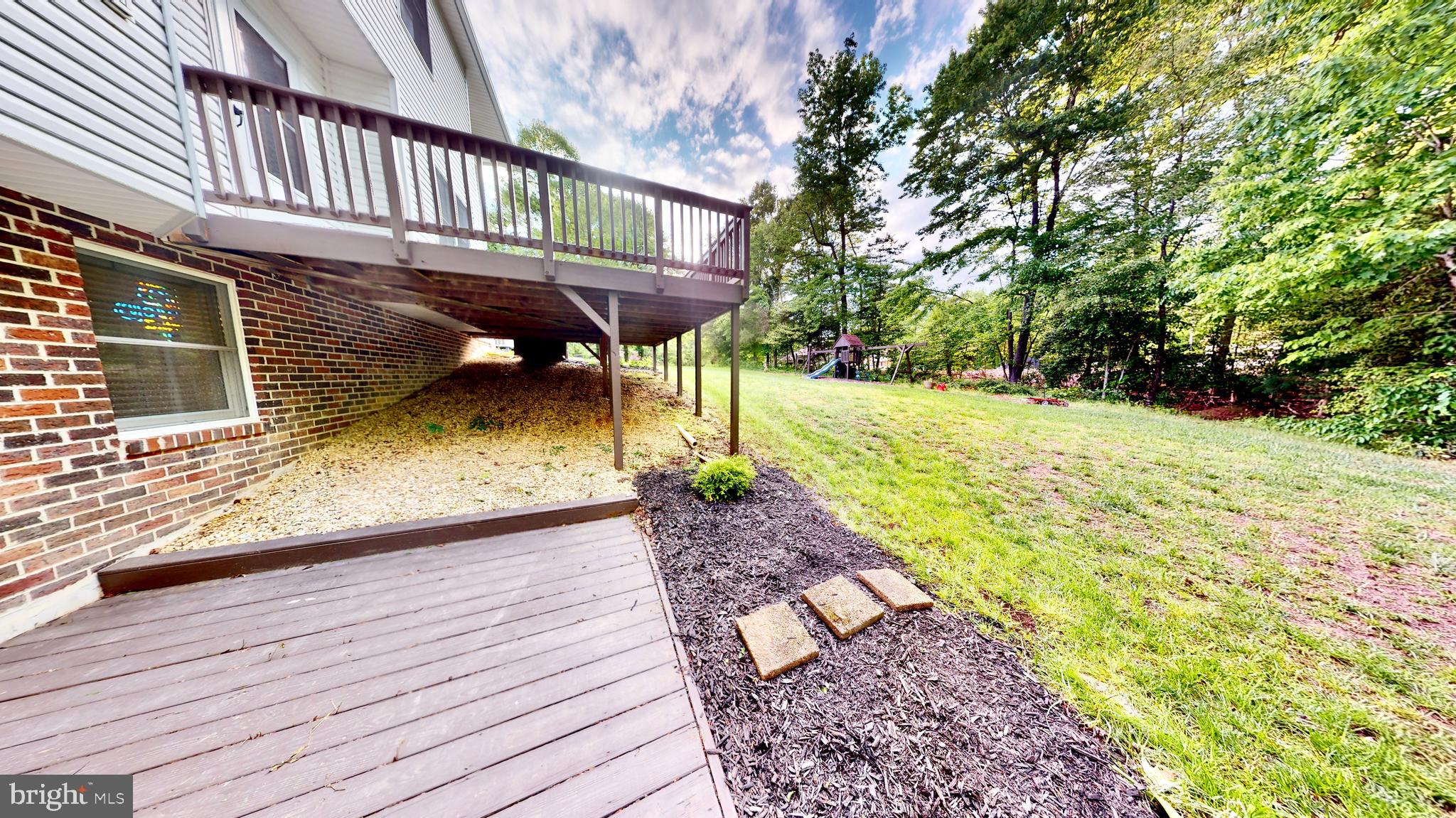 CHAPEL POINT WOODS - Residential