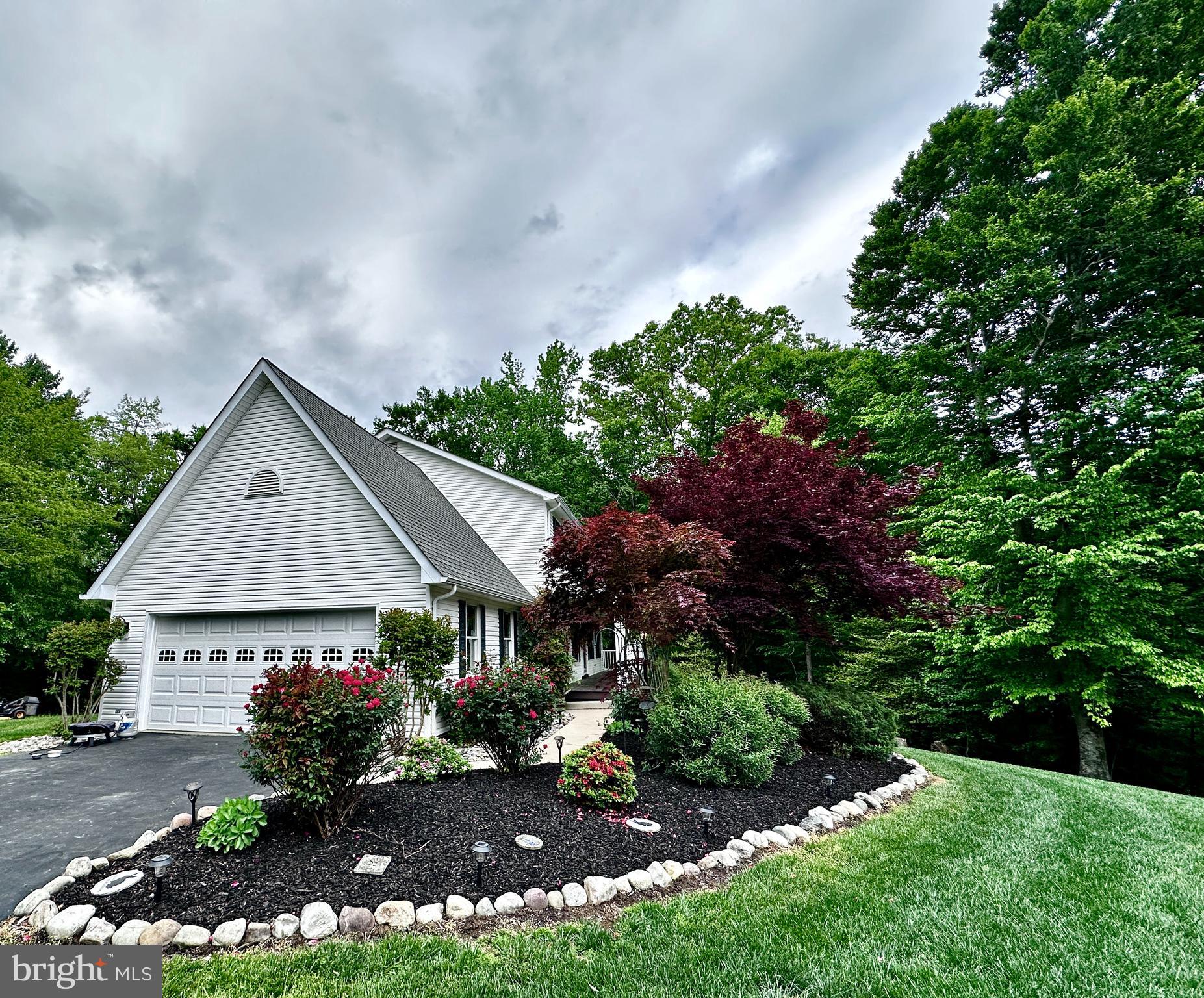 CHAPEL POINT WOODS - Residential