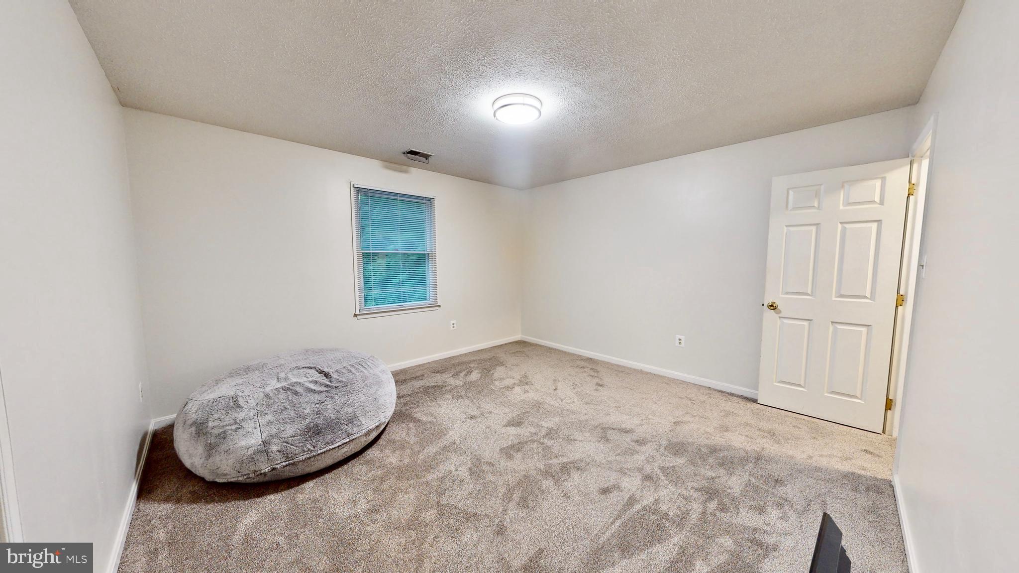 CHAPEL POINT WOODS - Residential