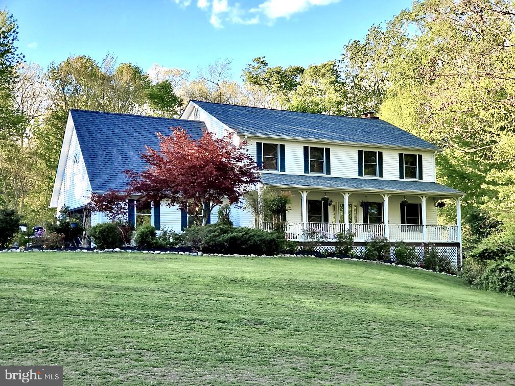 CHAPEL POINT WOODS - Residential