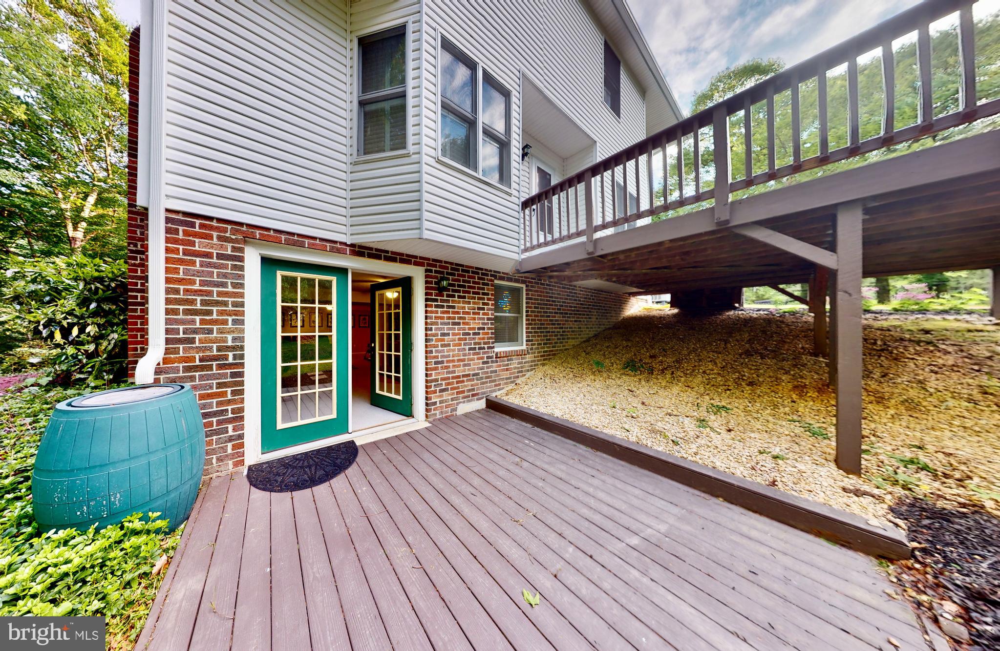 CHAPEL POINT WOODS - Residential