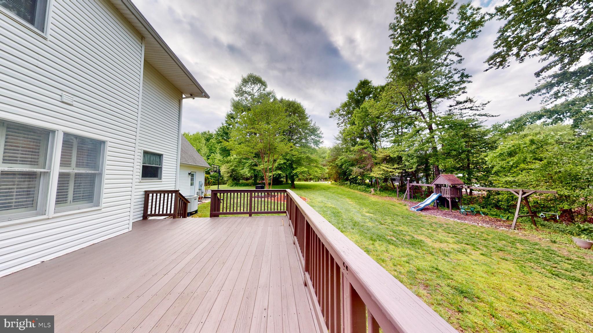 CHAPEL POINT WOODS - Residential