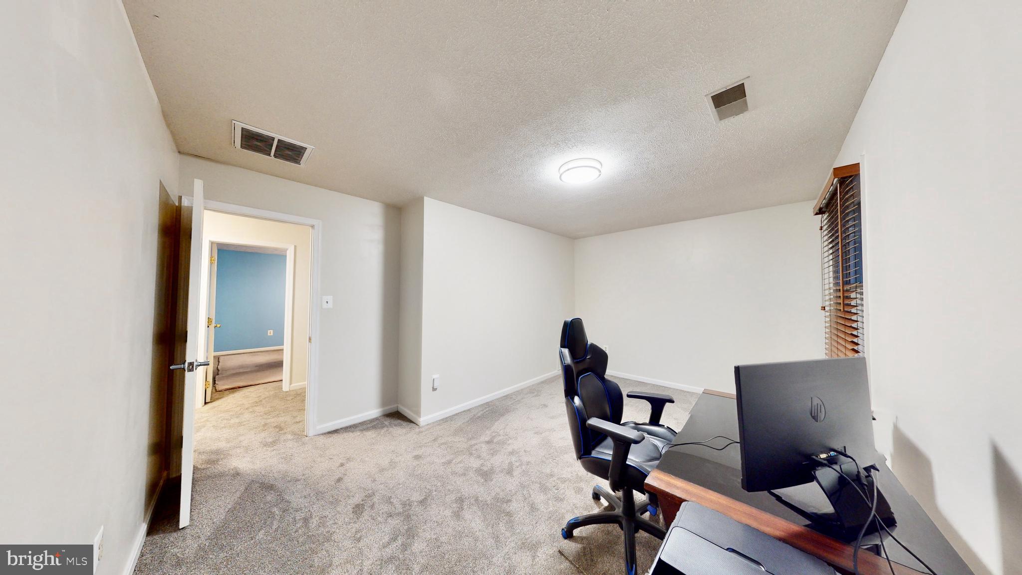 CHAPEL POINT WOODS - Residential