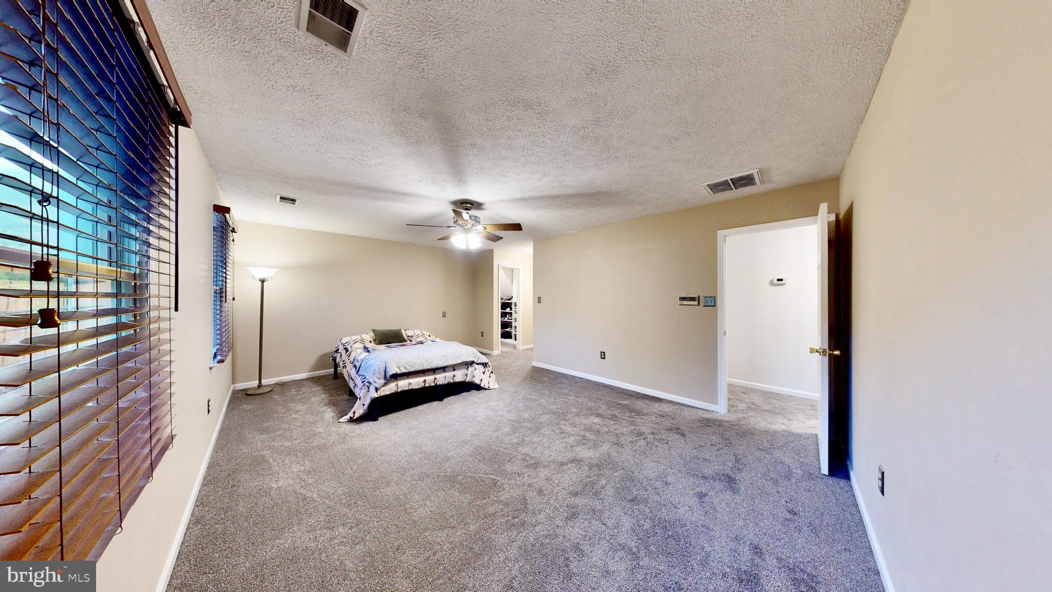 CHAPEL POINT WOODS - Residential