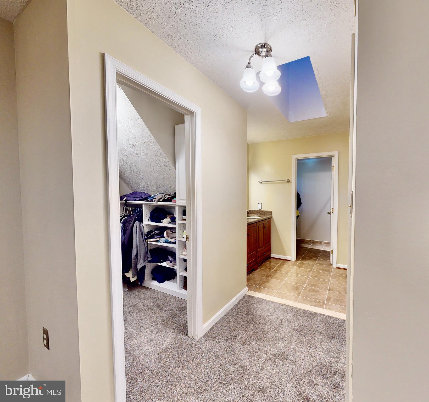 CHAPEL POINT WOODS - Residential