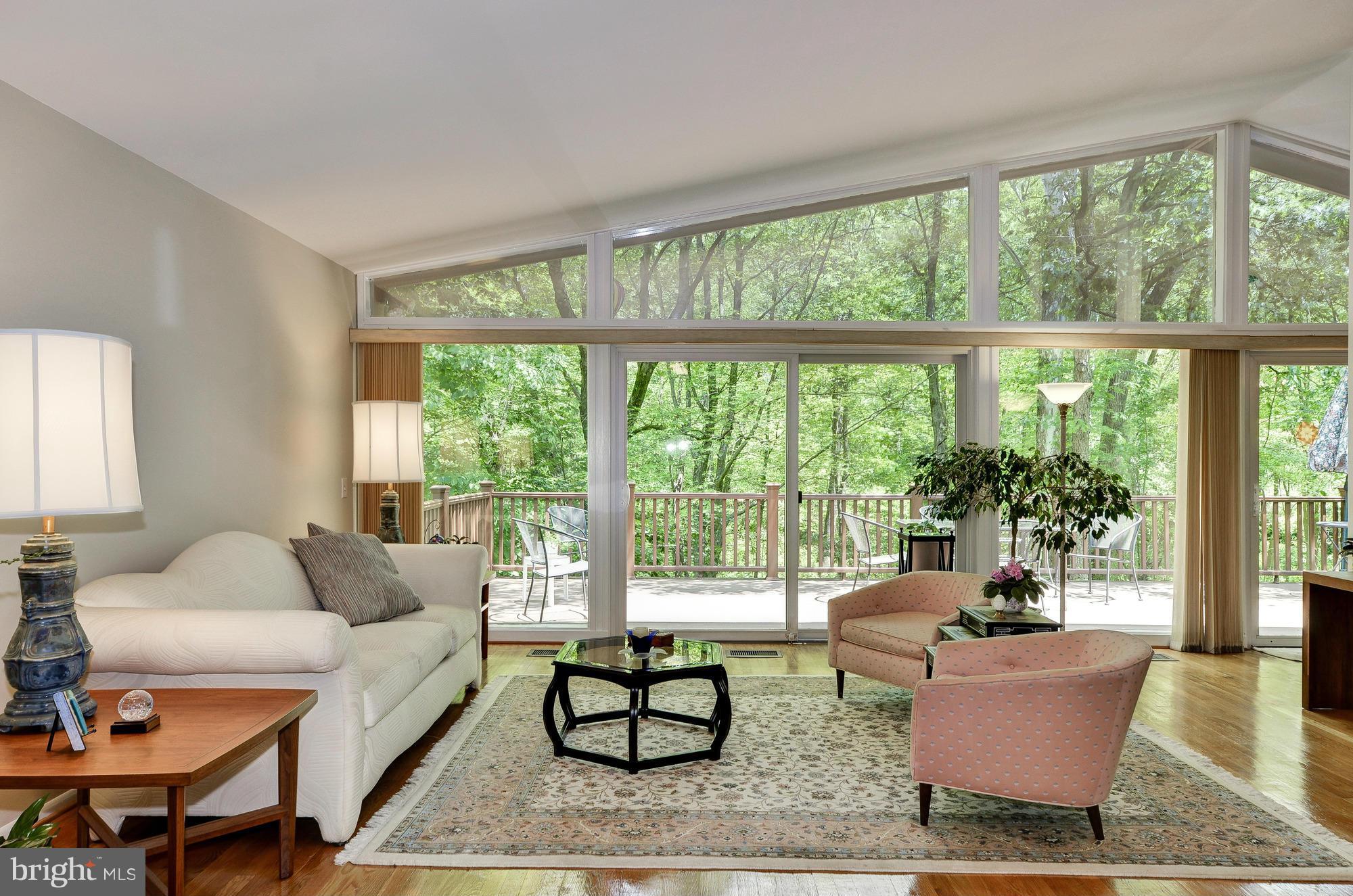 RED COAT WOODS - Residential