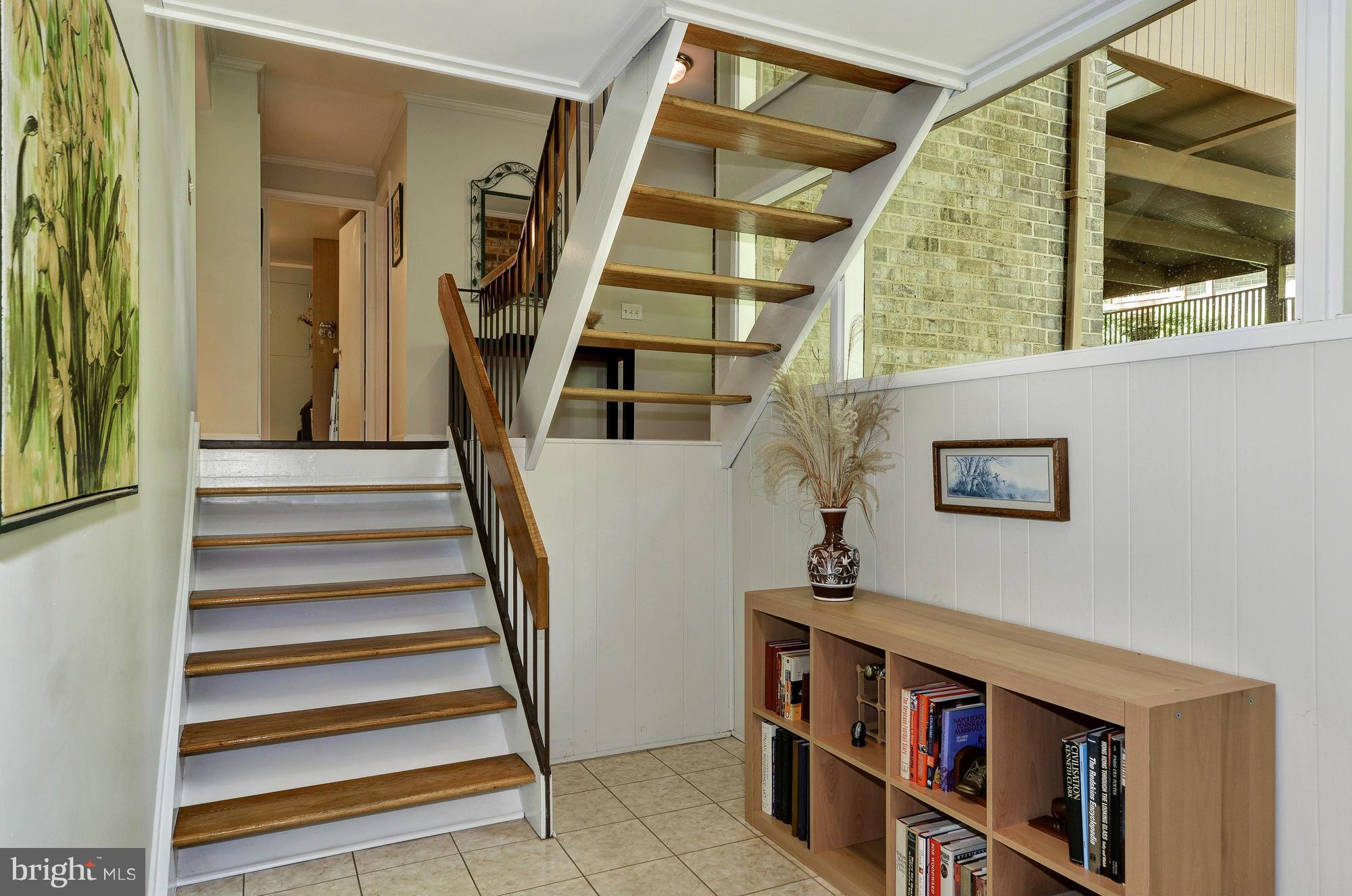 RED COAT WOODS - Residential