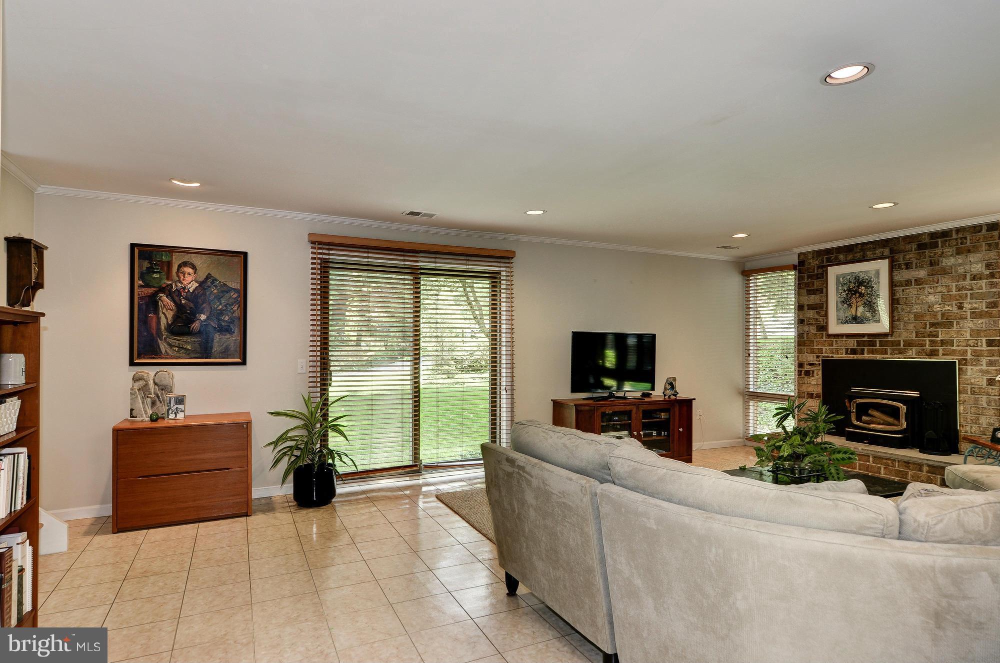 RED COAT WOODS - Residential