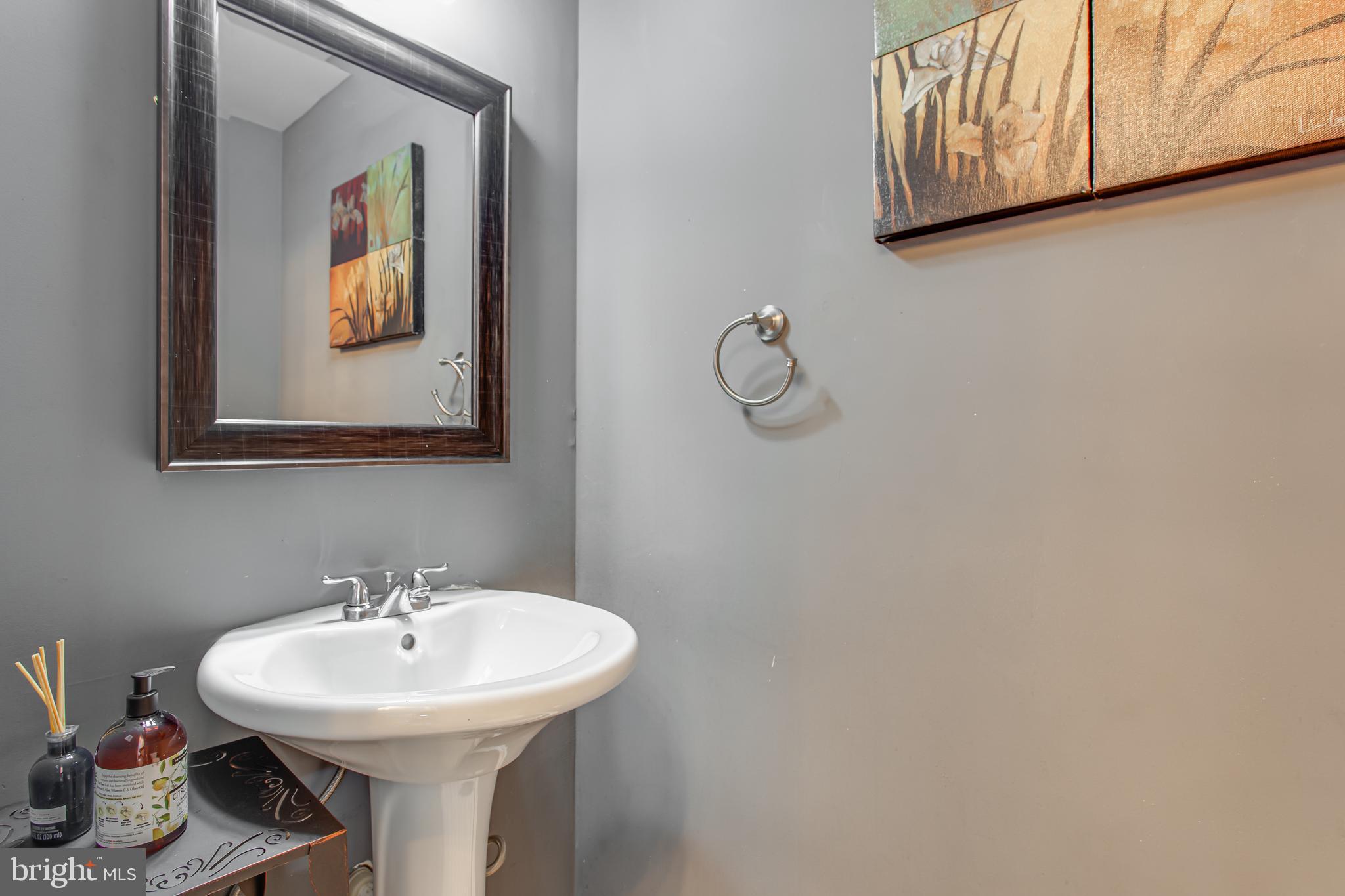 WOODVIEW VILLAGE - Residential