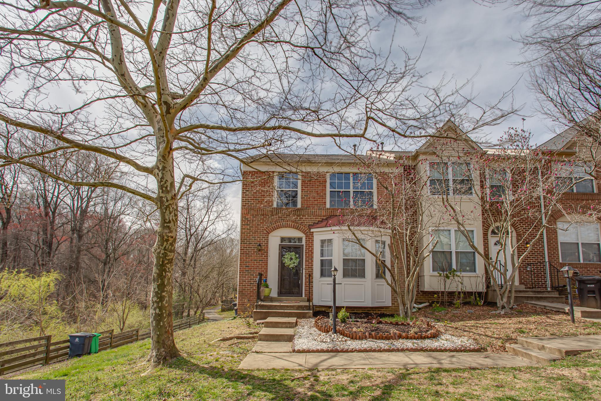 WOODVIEW VILLAGE - Residential