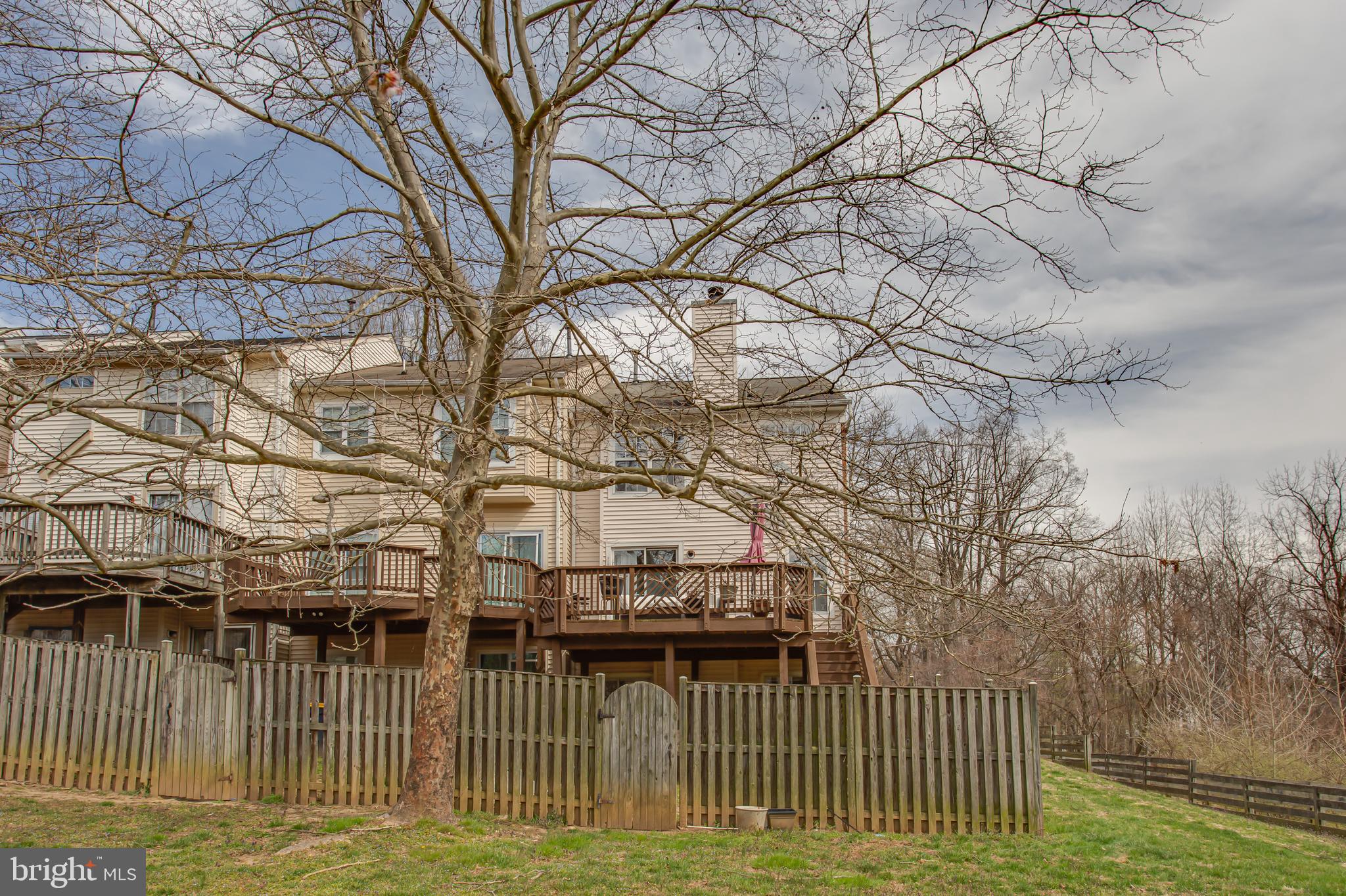 WOODVIEW VILLAGE - Residential