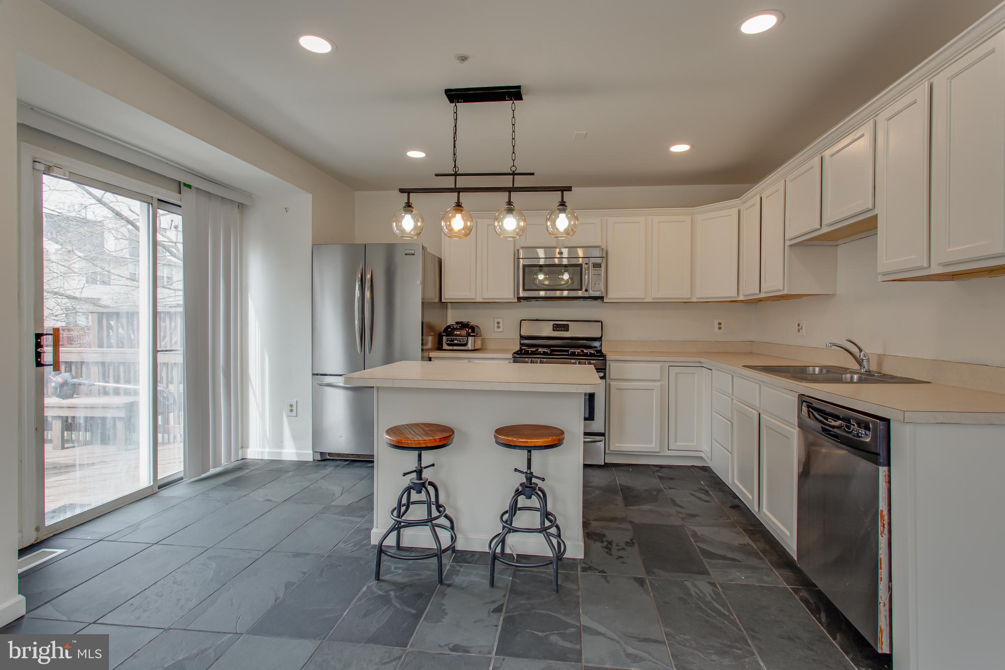 WOODVIEW VILLAGE - Residential