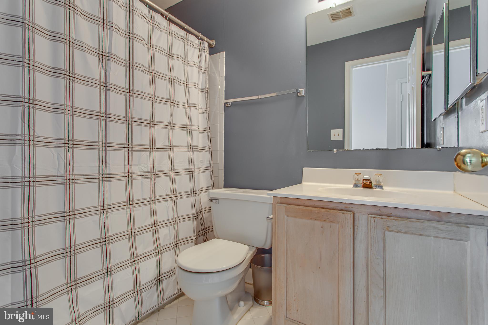 WOODVIEW VILLAGE - Residential