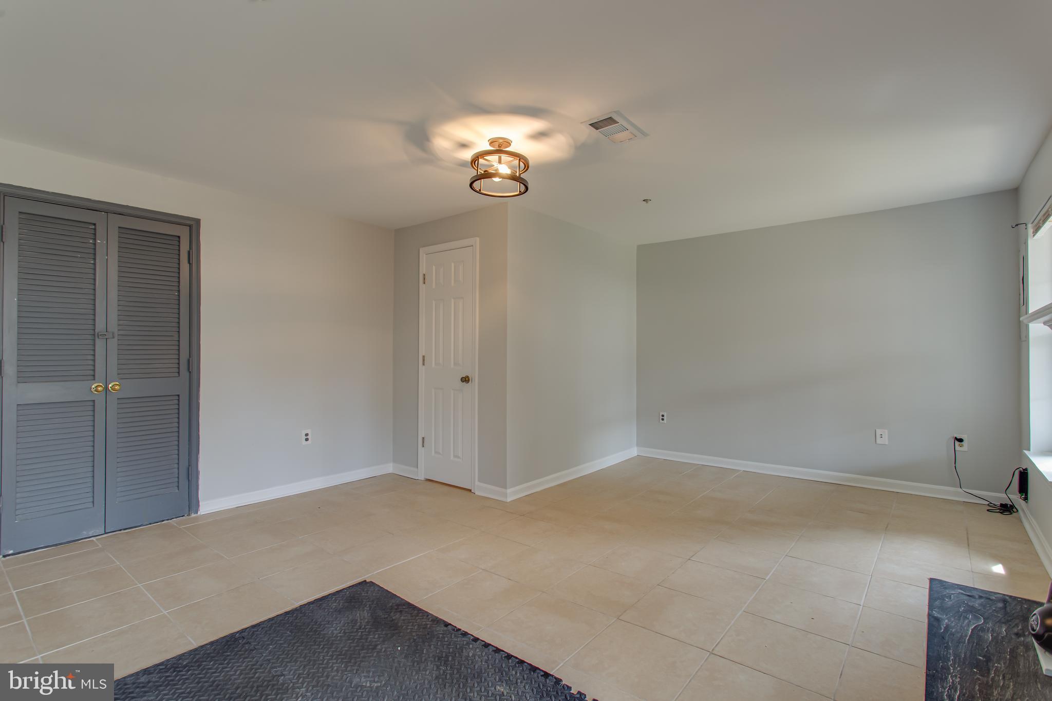 WOODVIEW VILLAGE - Residential