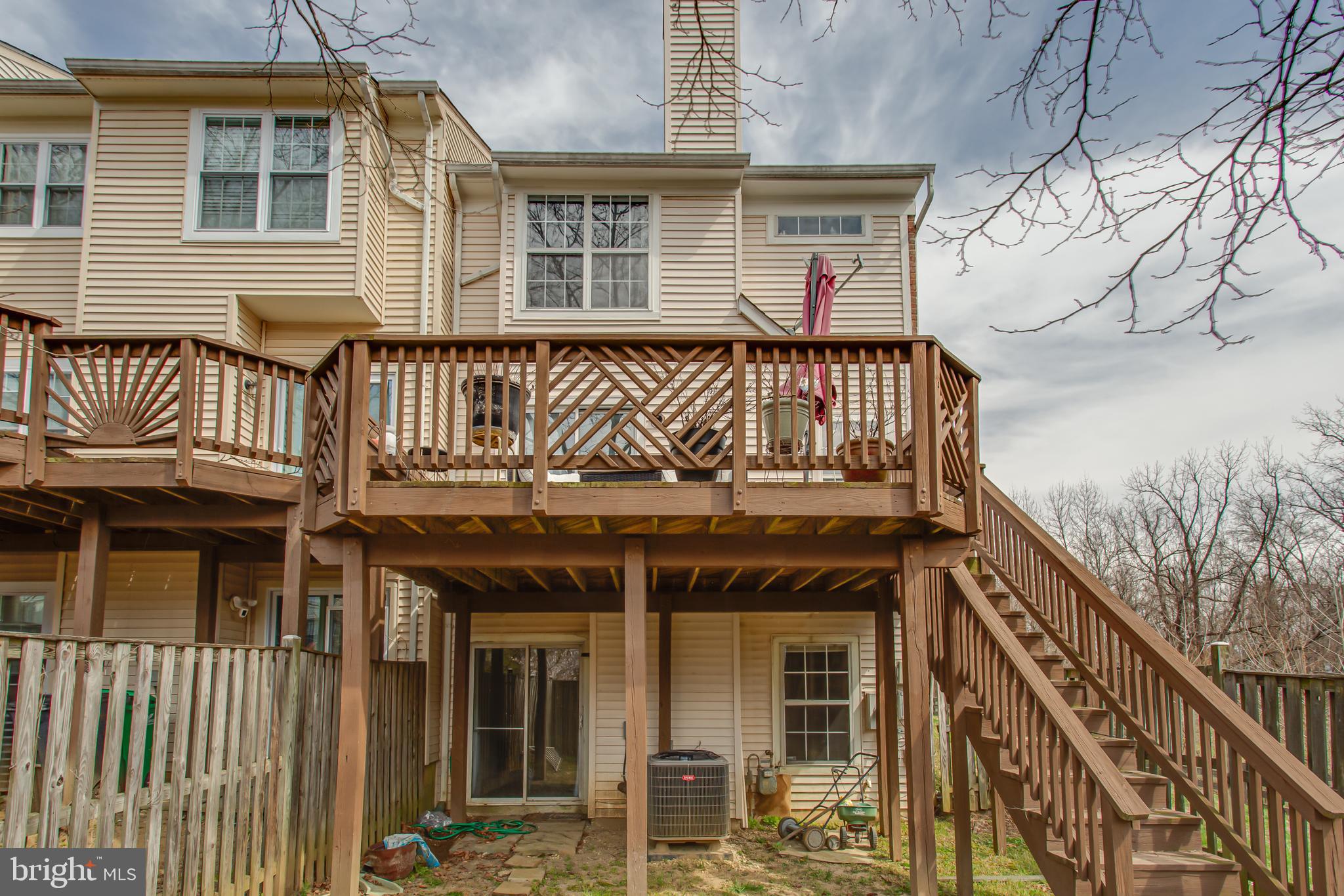 WOODVIEW VILLAGE - Residential