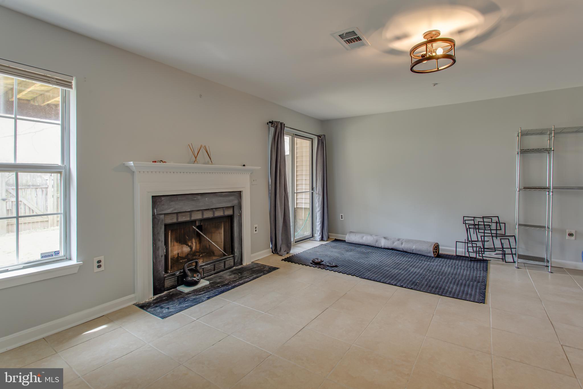 WOODVIEW VILLAGE - Residential