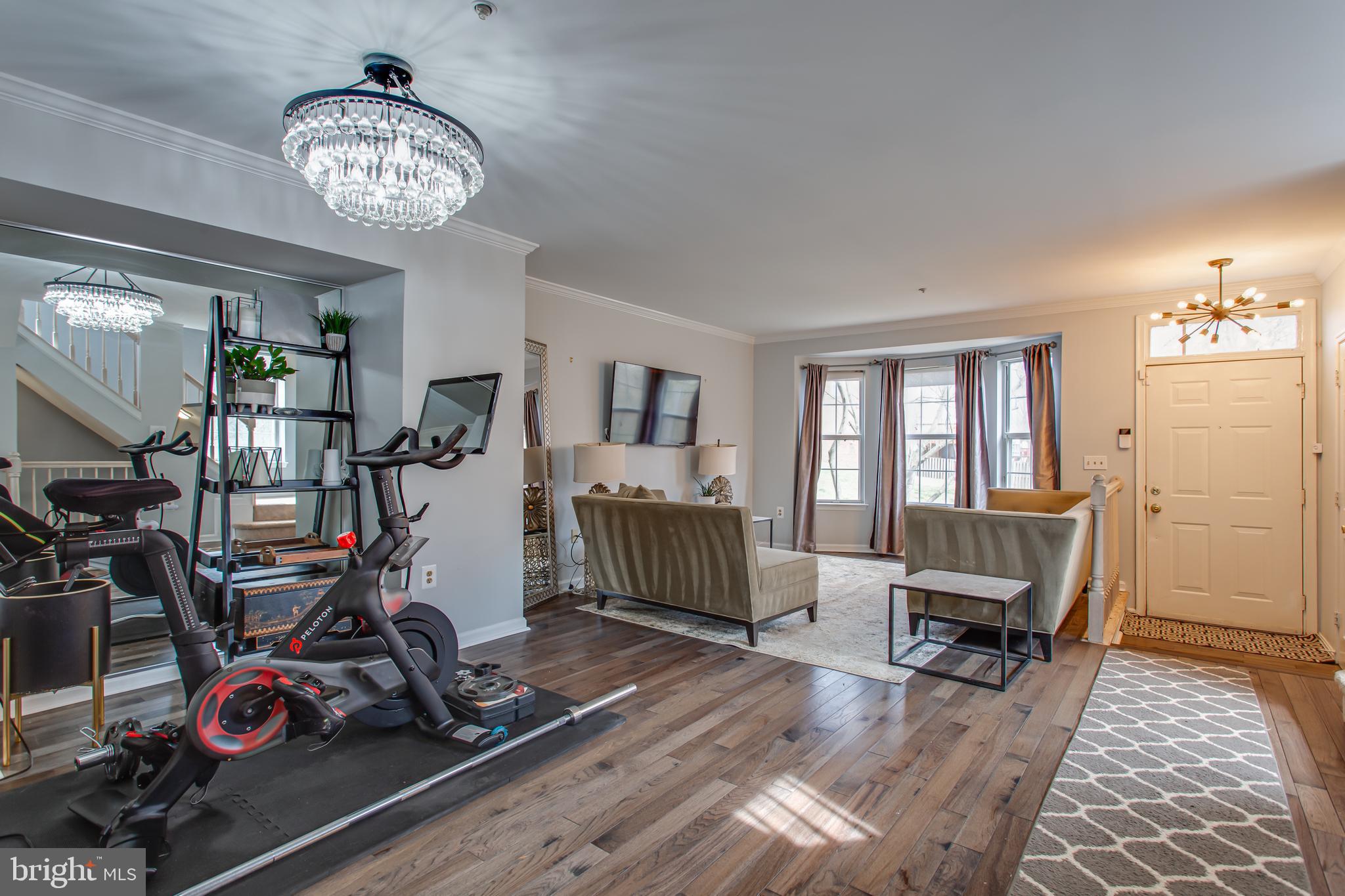 WOODVIEW VILLAGE - Residential