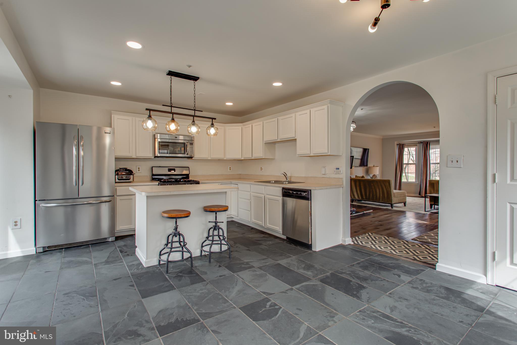 WOODVIEW VILLAGE - Residential